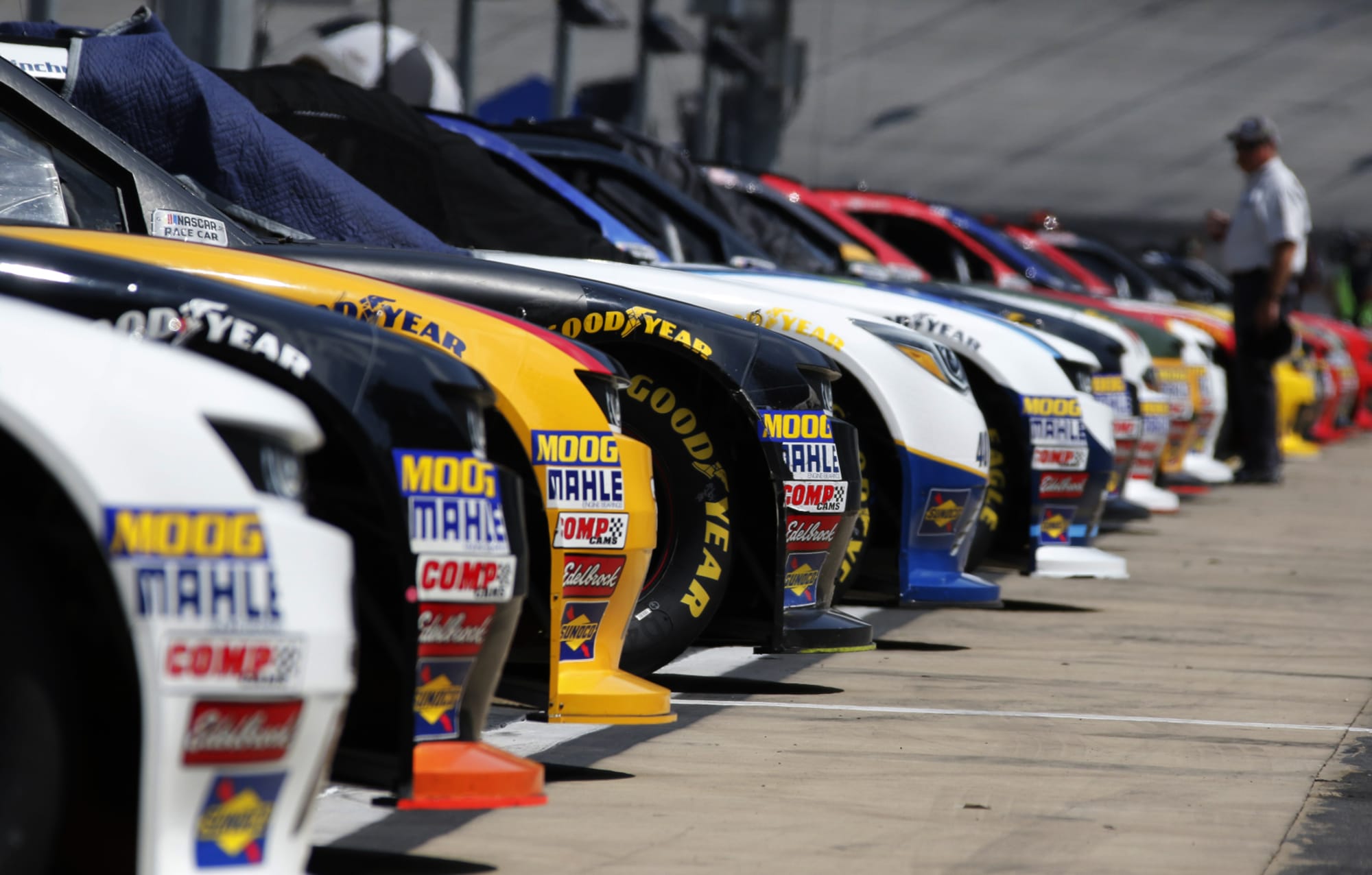 NASCAR Bristol night race gets new start time due to weather