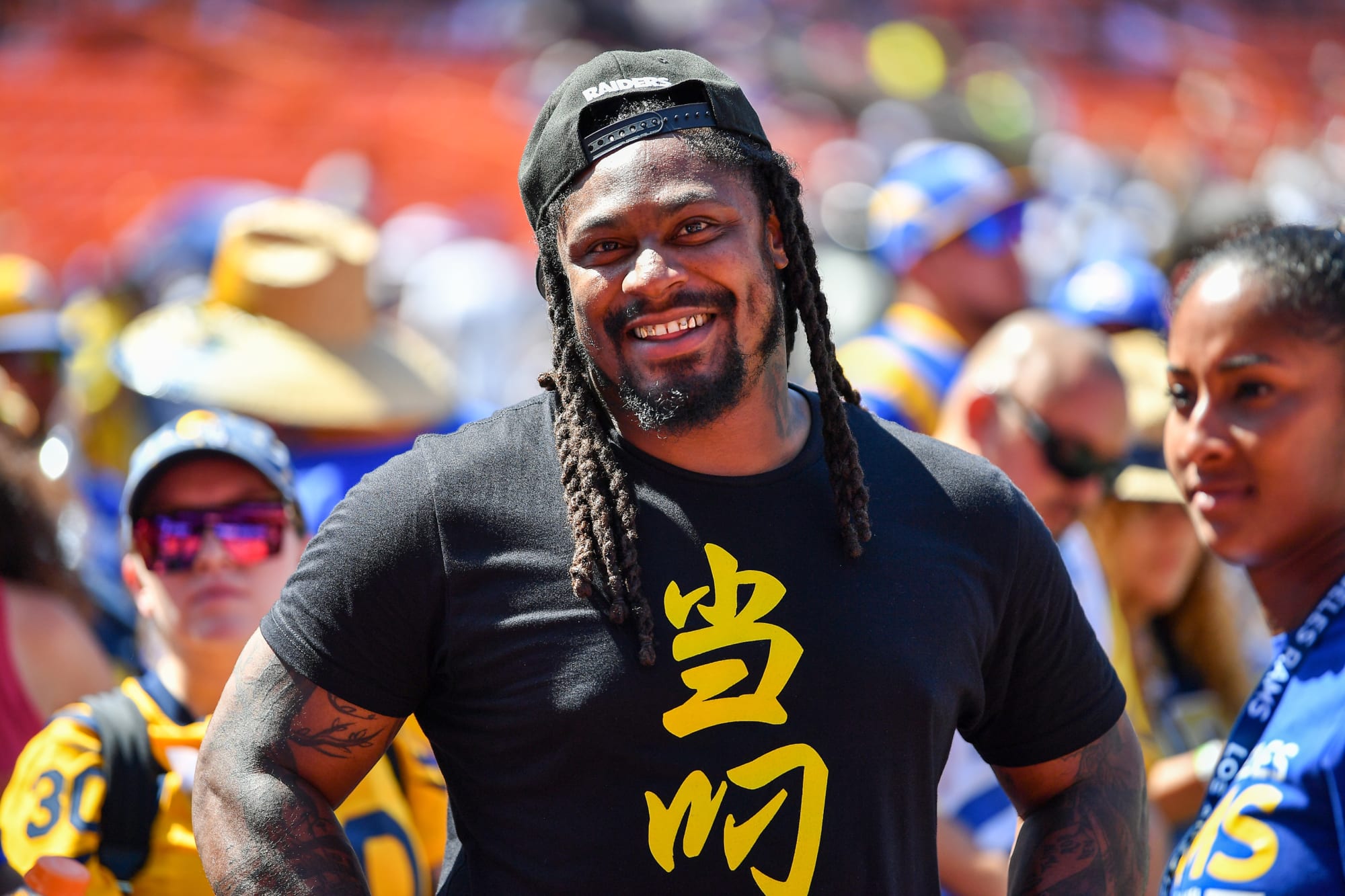 Photo of Marshawn Lynch becomes part owner of Seattle Kraken