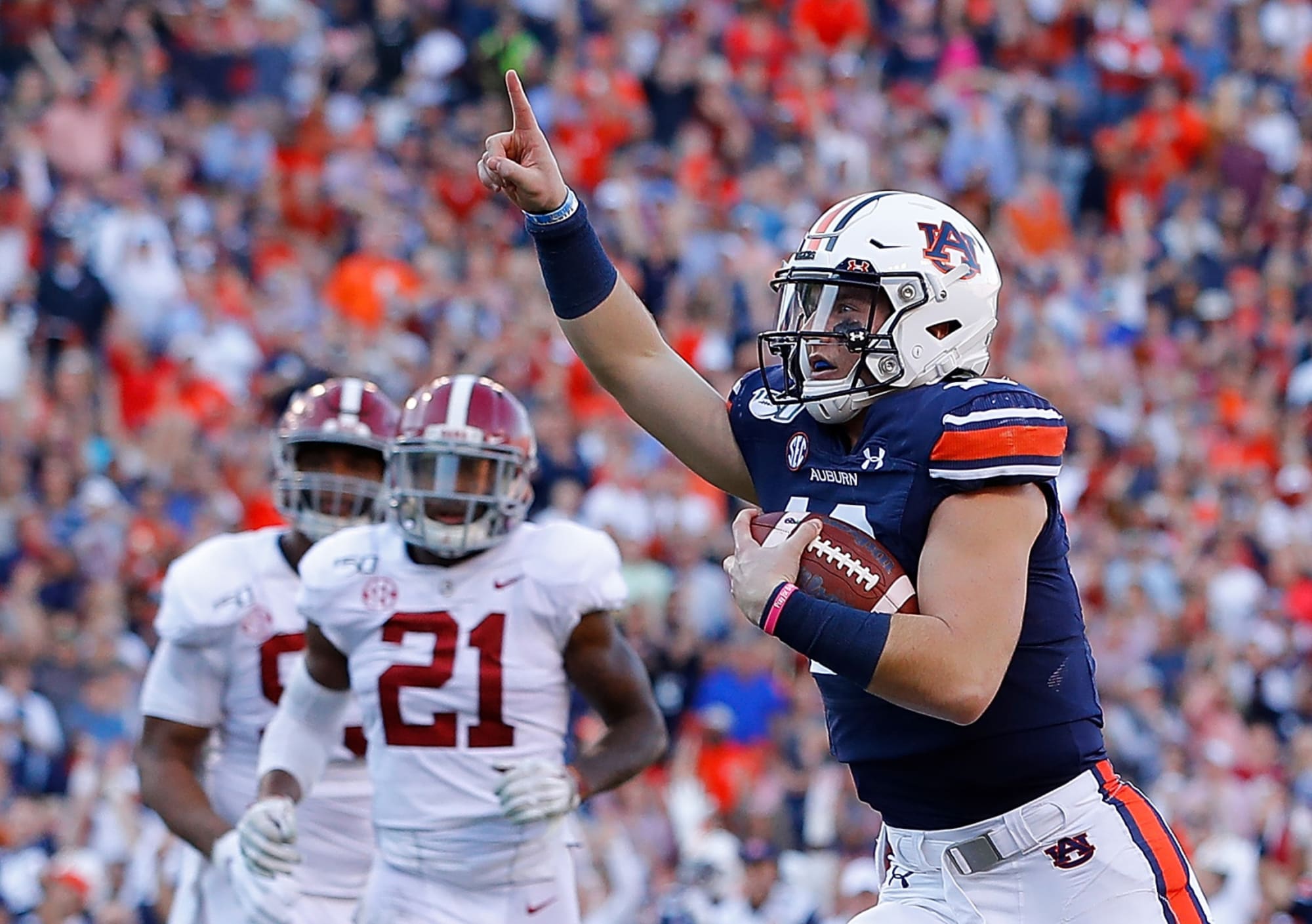 SEC officiating gifts Auburn free field goal in Iron Bowl, Nick Saban irate