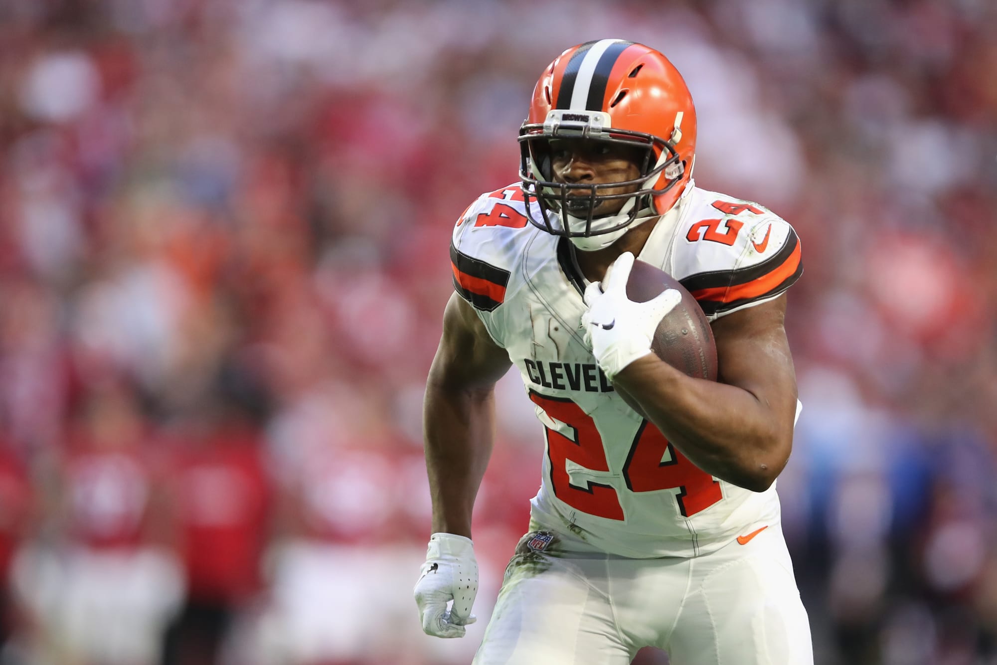 Nick Chubb suffers apparent injury at Browns training camp