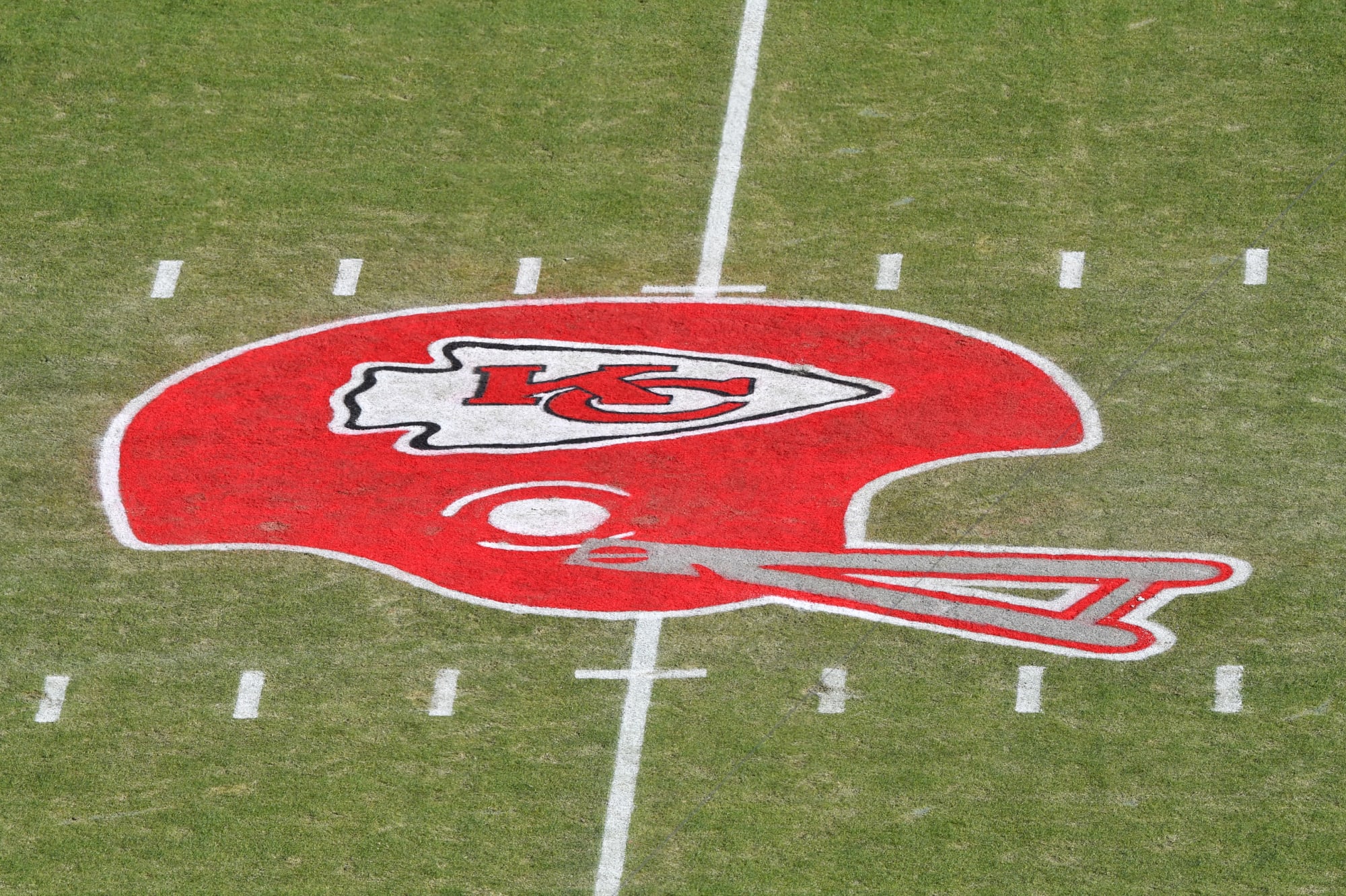 Why places like Arrowhead Stadium might be less likely to produce concussions