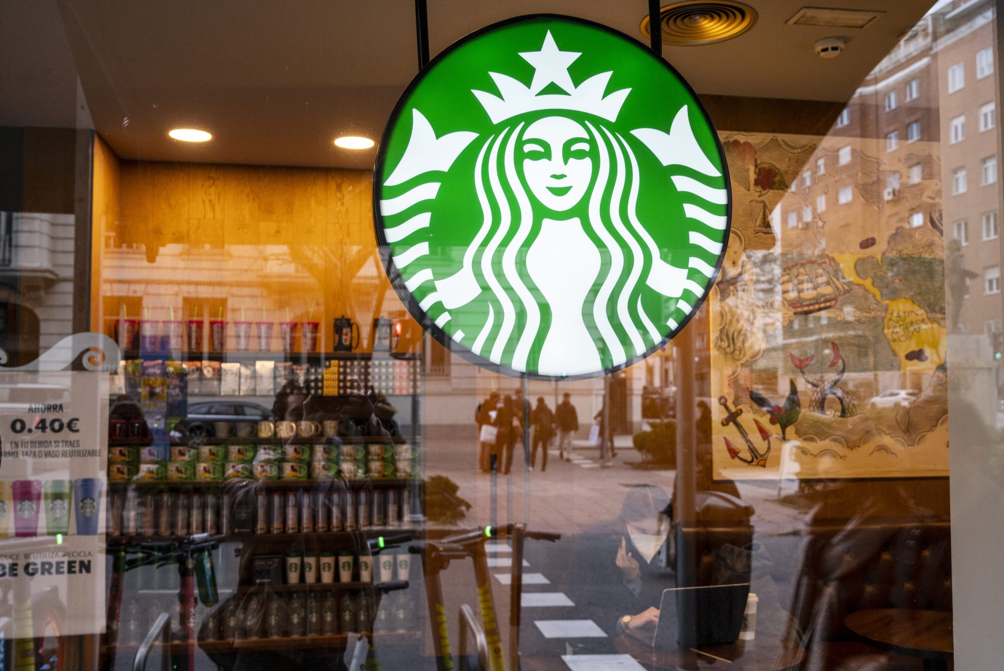 Photo of Starbucks 4th of July hours: Is Starbucks open on July 4th? [Updated July 2022]