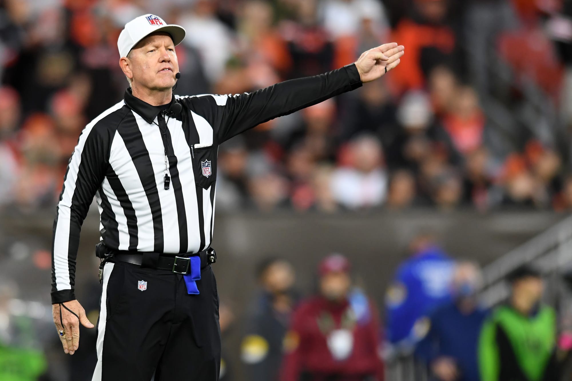 NFL ref for Bengals-Bills has insane OVER/UNDER record