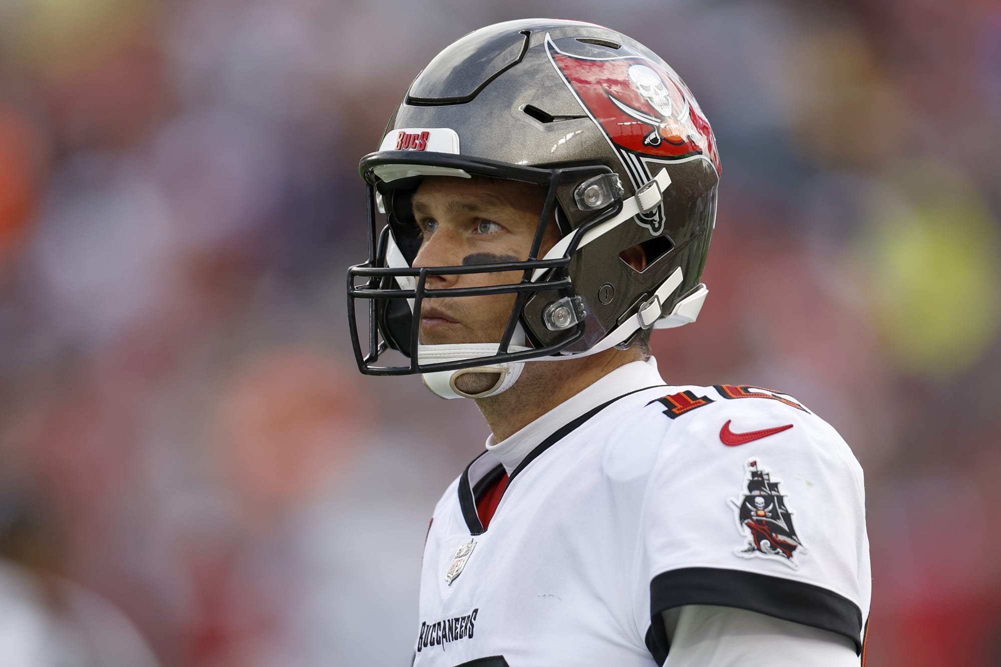 Photo of Tom Brady contract: The GOAT does Bucs a huge salary cap favor