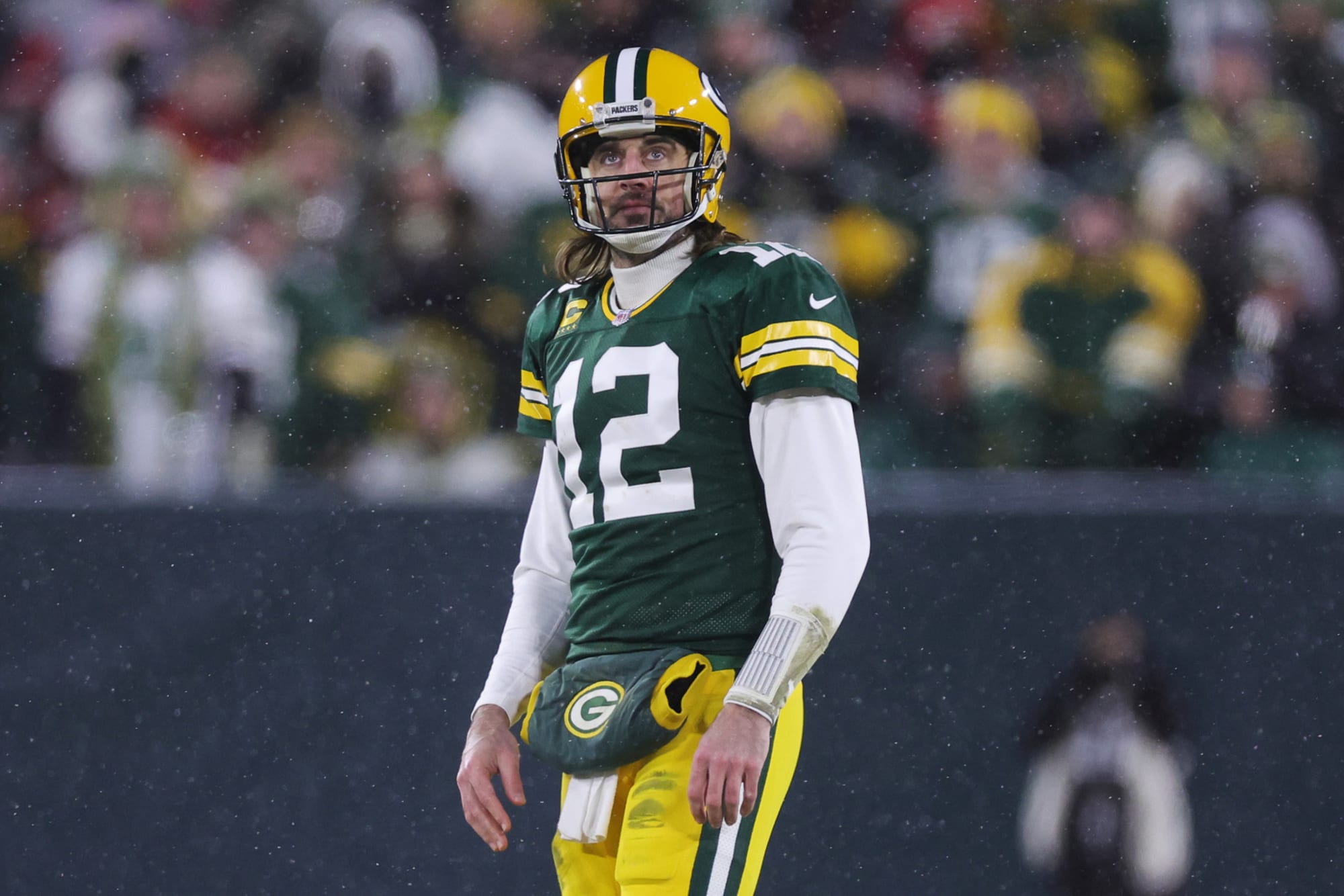Aaron Rodgers’ retirement comments won’t make Packers fans sleep better