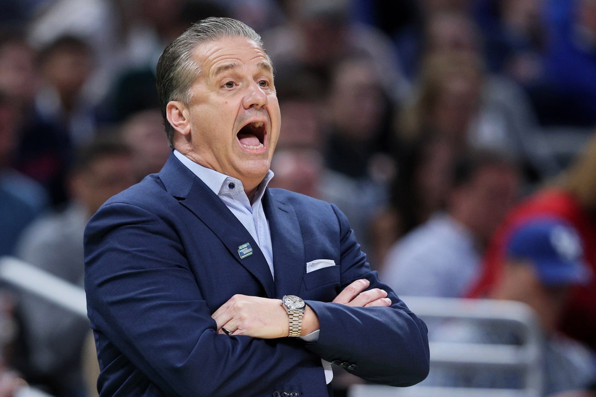 Photo of John Calipari roasted by national columnist, Kentucky fans for falling behind the times