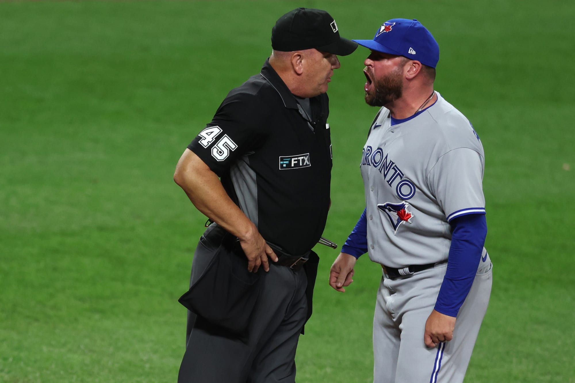 Photo of Ump Show: 3 bad calls that impacted the MLB Playoff picture this week