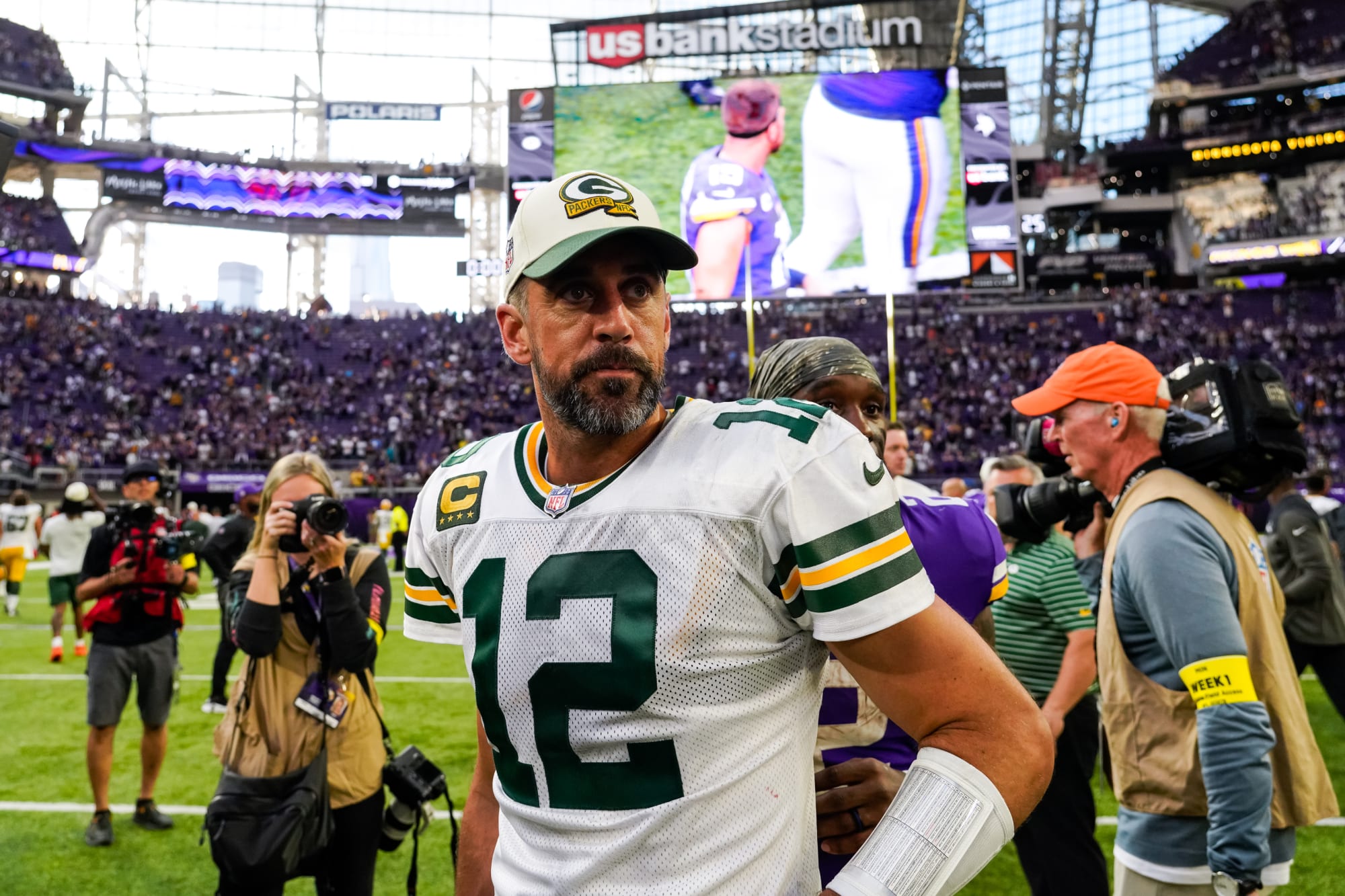 It’s Aaron Rodgers’ world and the rest of the Packers are just failing in it