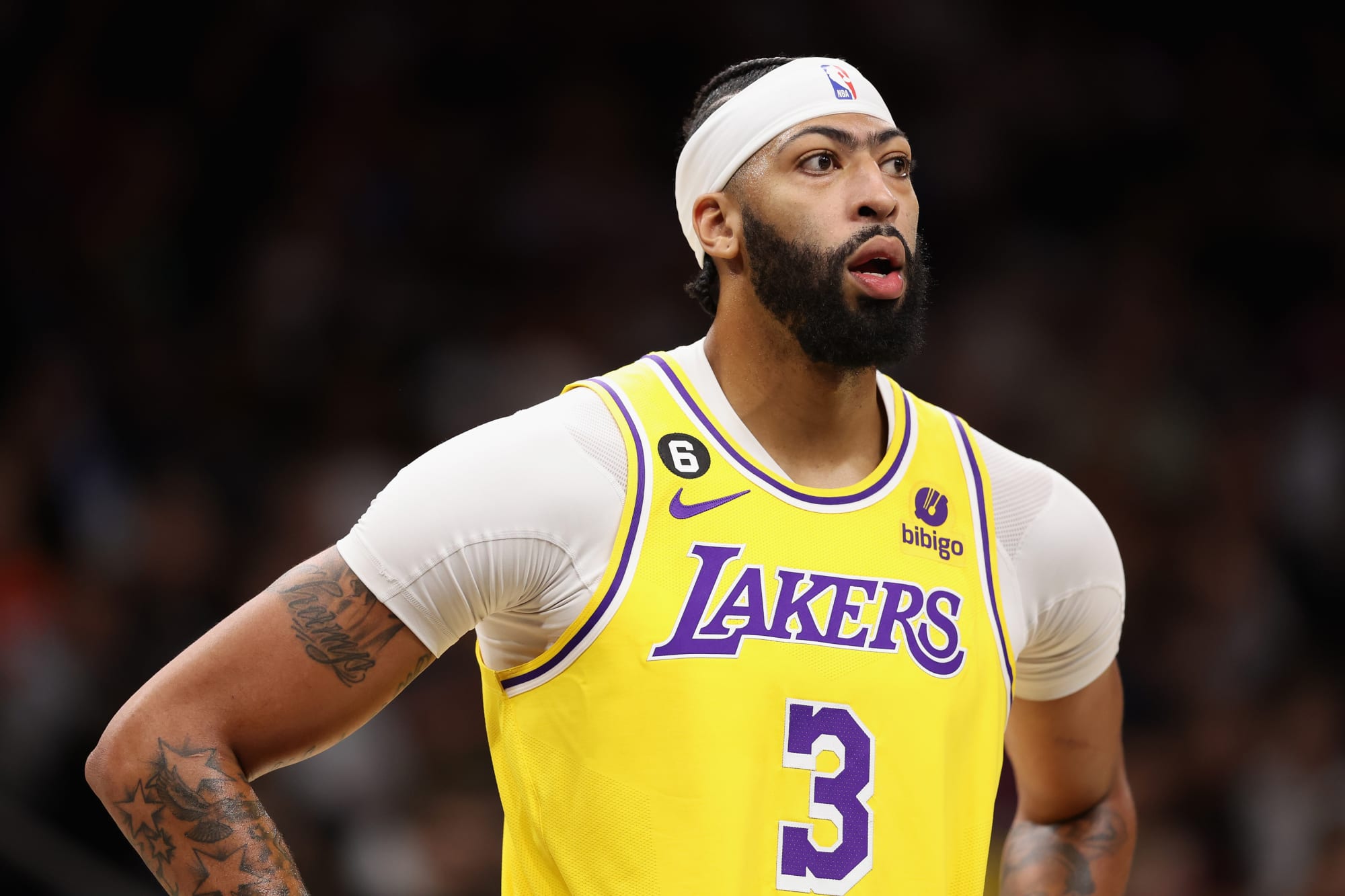 Photo of Anthony Davis injury sounds the alarms for Lakers with tough look-ahead
