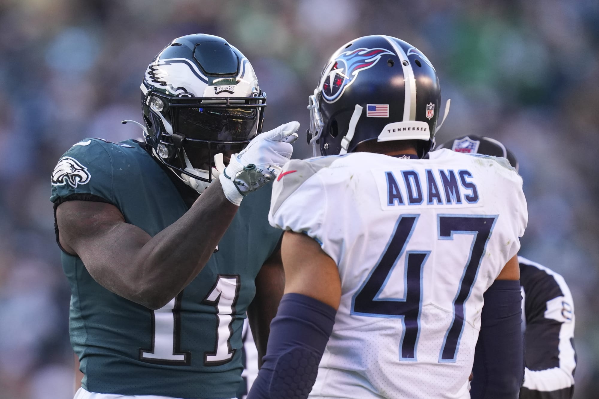 Photo of Eagles fans trolled Titans owners after AJ Brown torched Tennessee