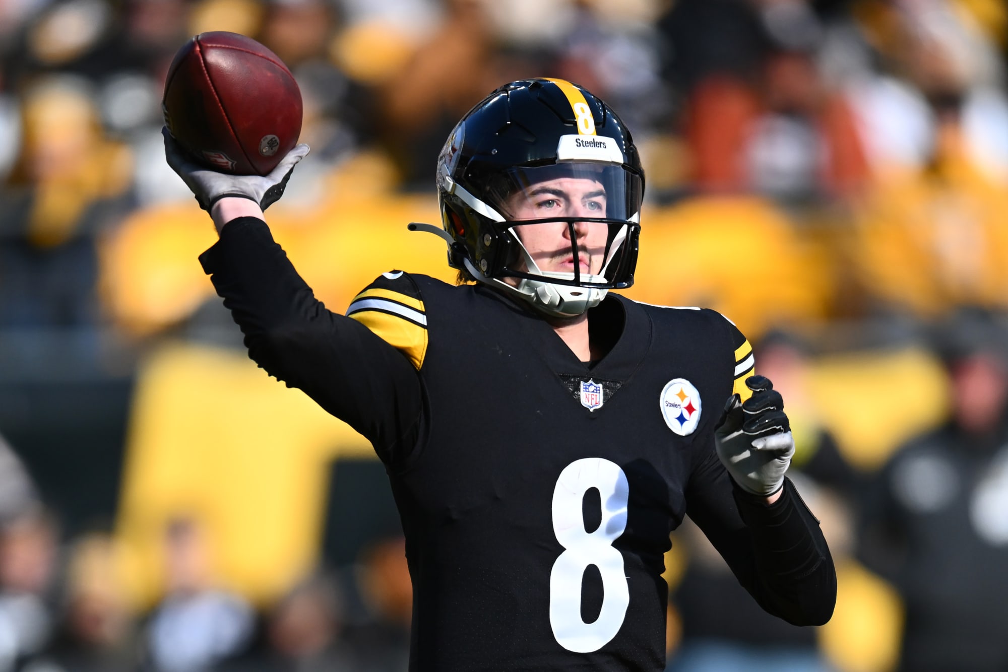 Photo of NFL Rumors: With new signing, Steelers give Kenny Pickett more of a fighting chance