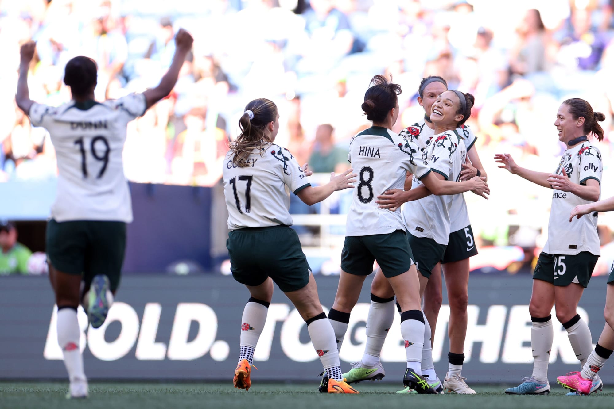 Photo of NWSL news: Thorns, Wave clinch massive triumphs, top stories from week 10
