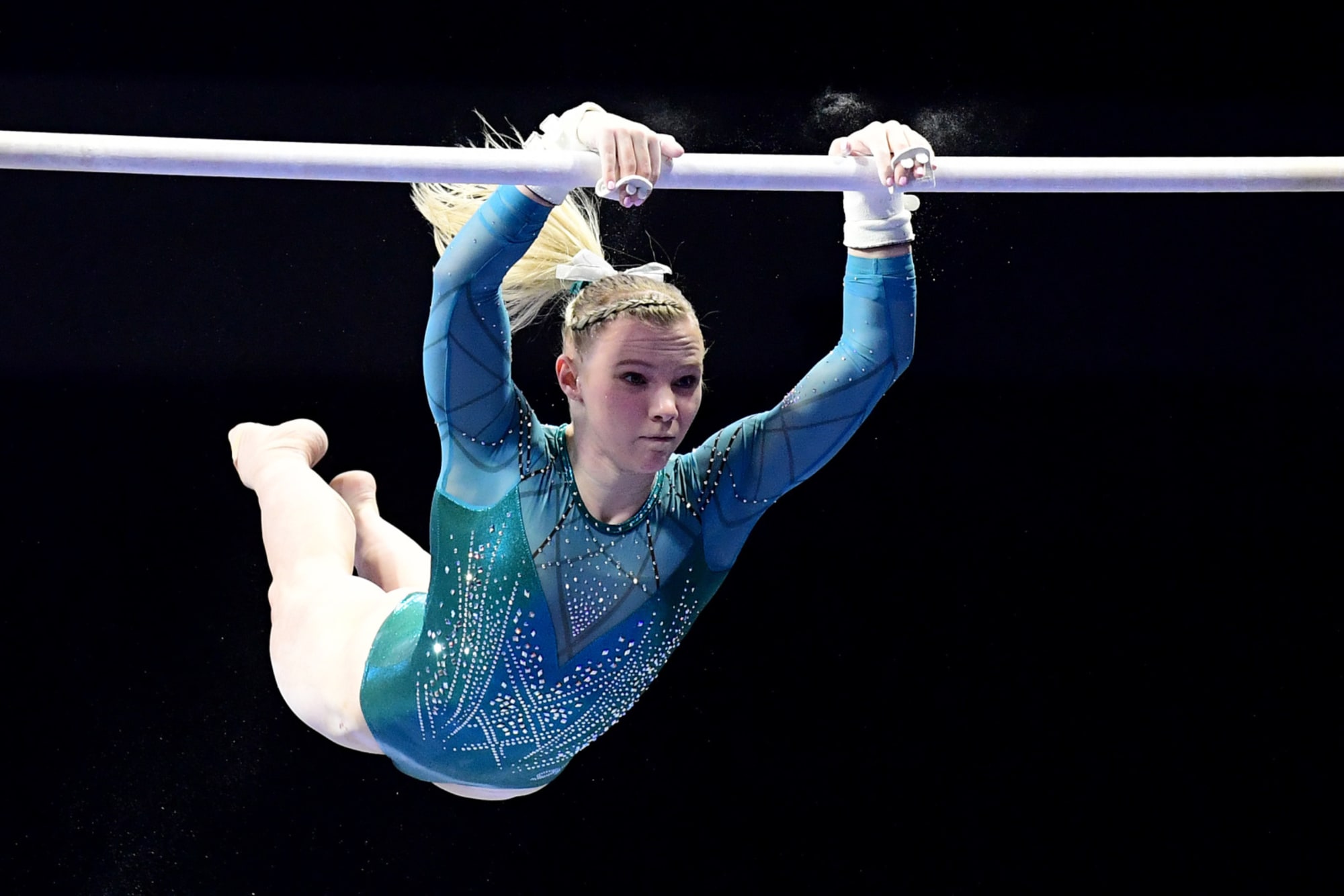 Jade Carey Vault Olympic Qualifying : Two Arizona Sunrays Gymnasts ...