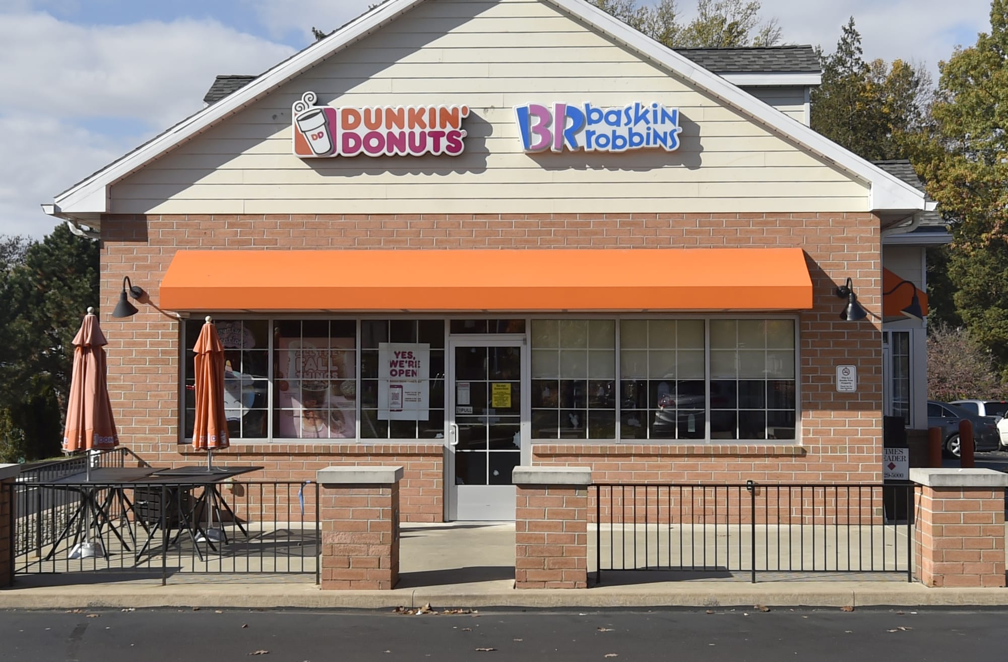 Dunkin Donuts Christmas hours Is Dunkin Donuts open on Christmas Day