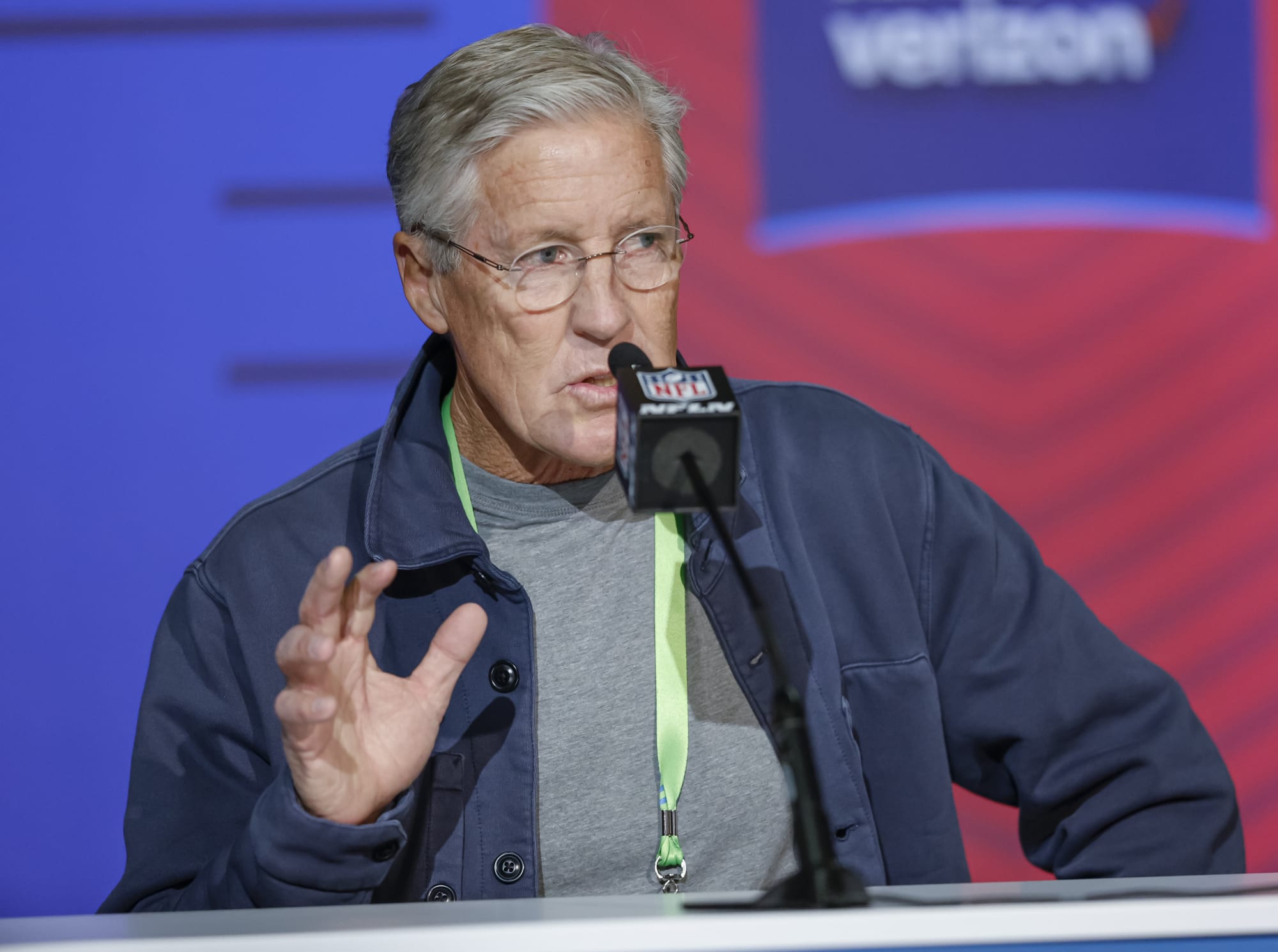 Photo of Pete Carroll miraculously sounds satisfied with Seahawks QB situation