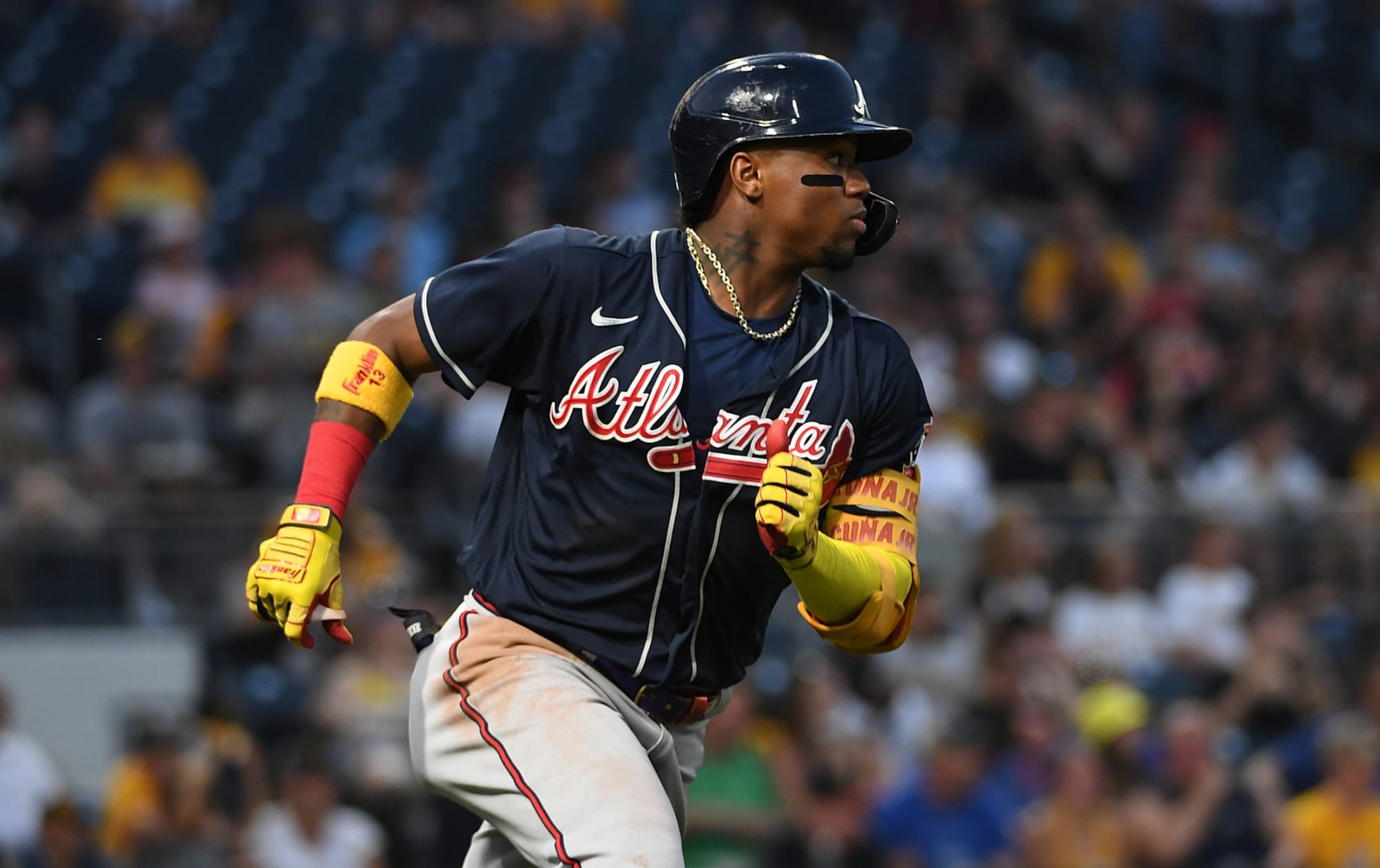 Photo of Ronald Acuña Jr. is back and ready to make his Braves season debut