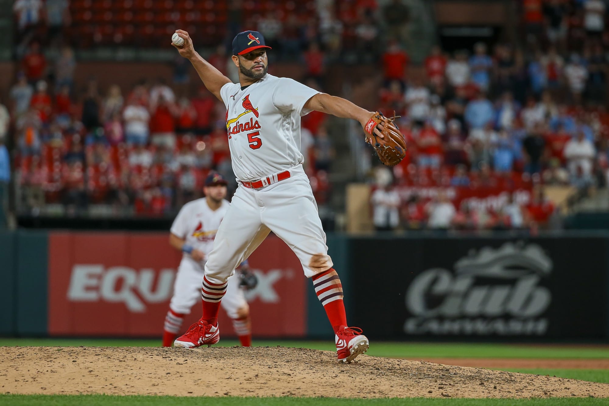 Albert Pujols got to pitch for first time in his career in blowout win