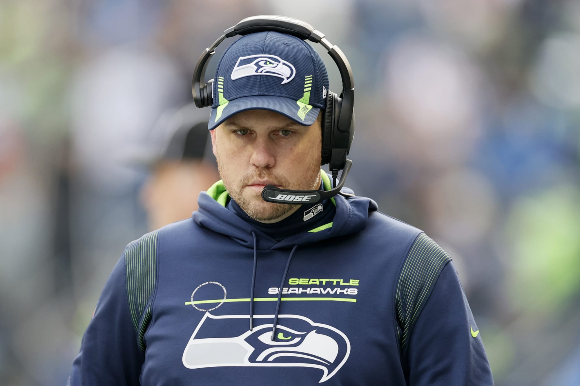 Seahawks OC reveals early leader in QB competition