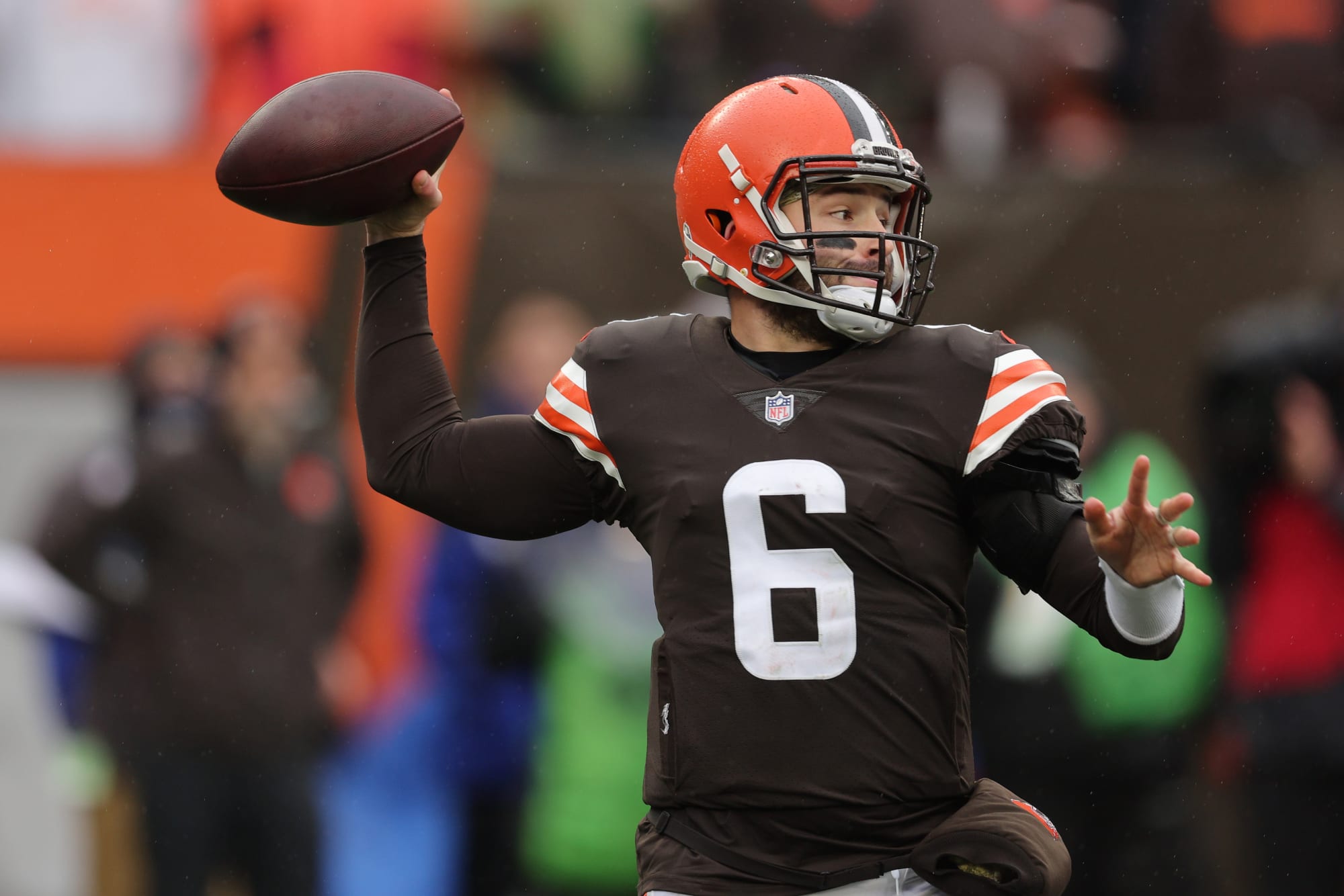 Panthers can’t quit Baker Mayfield, still interested in Browns quarterback