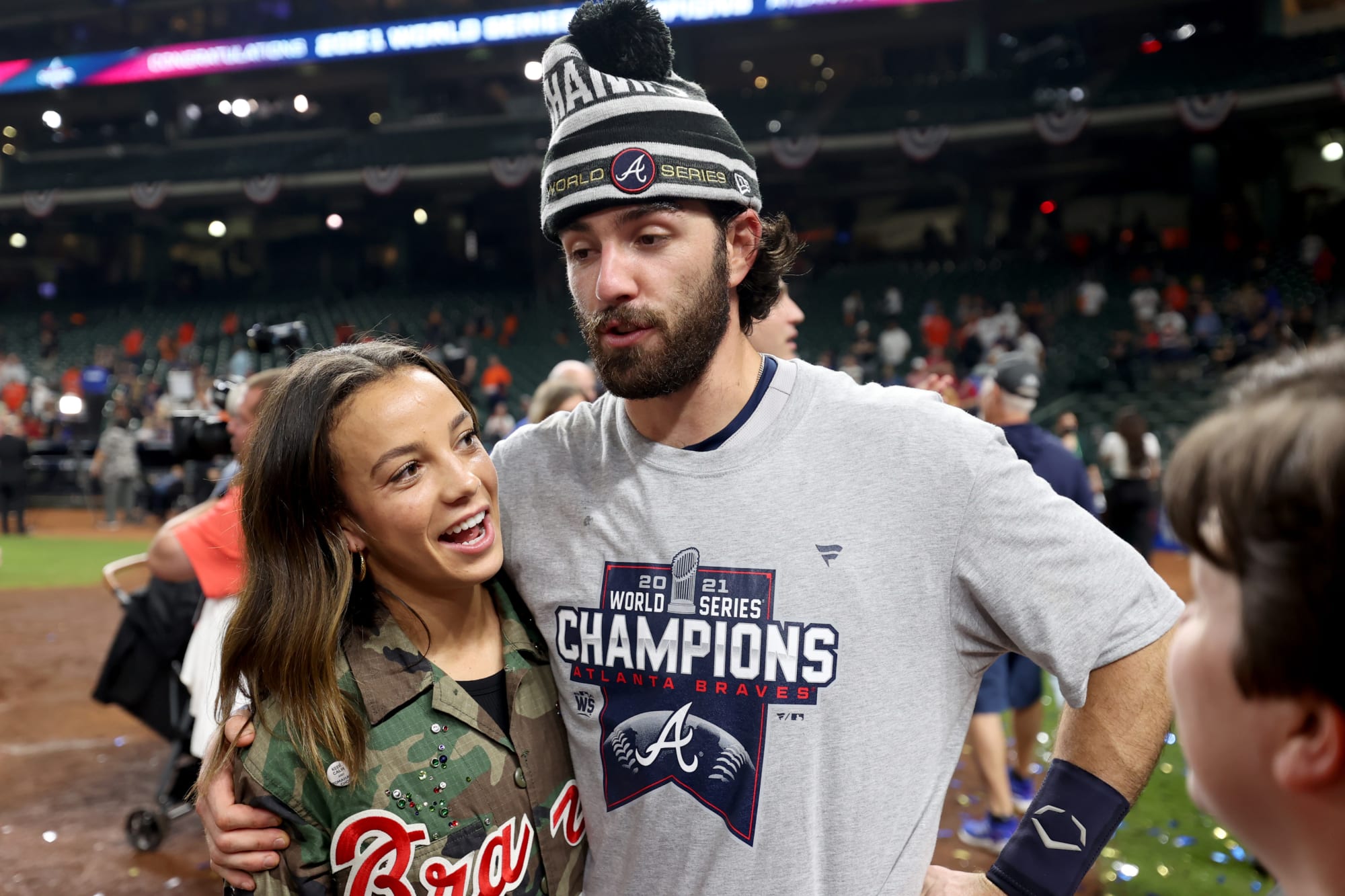 Photo of Dansby Swanson and Mallory Pugh are having a literal banner year