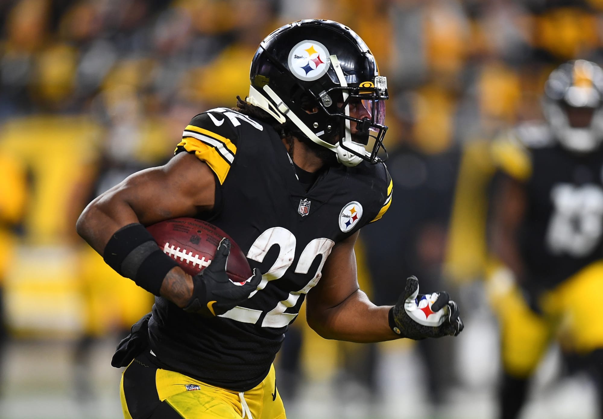 Najee Harris drawing comparisons to Steelers legend this offseason
