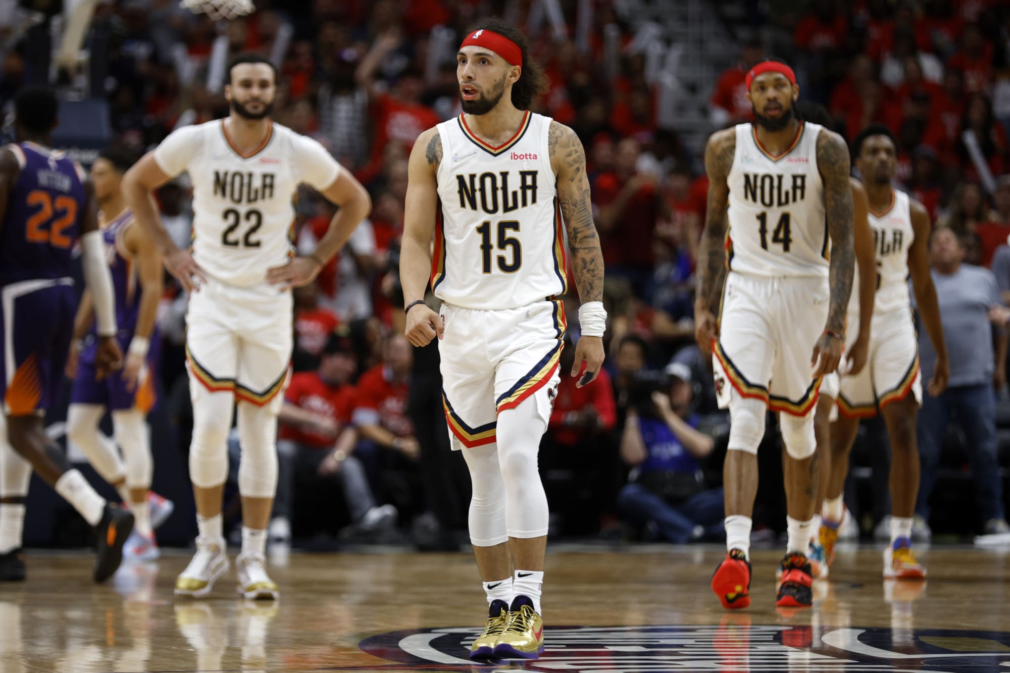 Pelicans take savage shot at LeBron James, Russell Westbrook on Twitter
