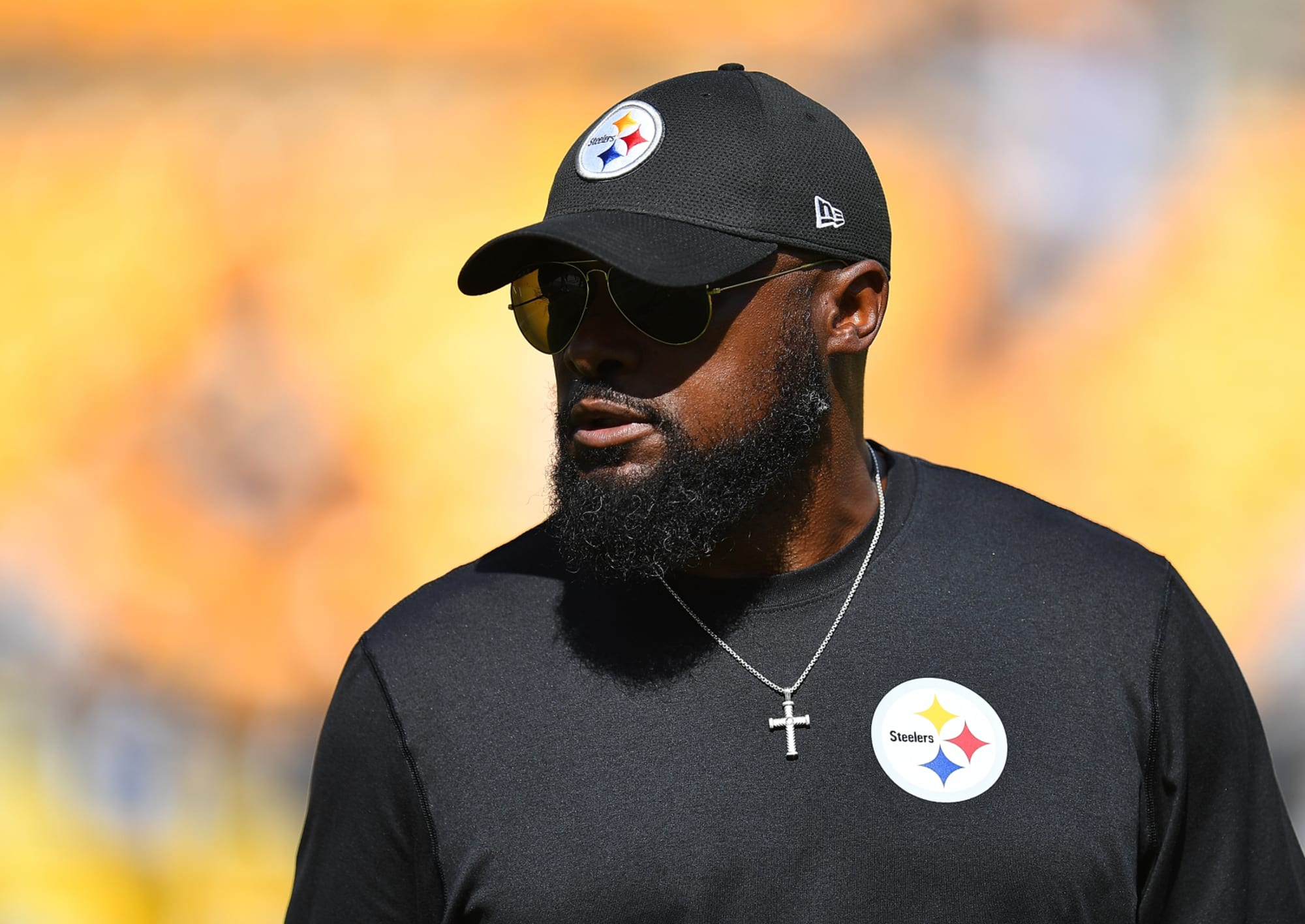 Steelers, Patriots trying to survive on coaching without quarterbacks