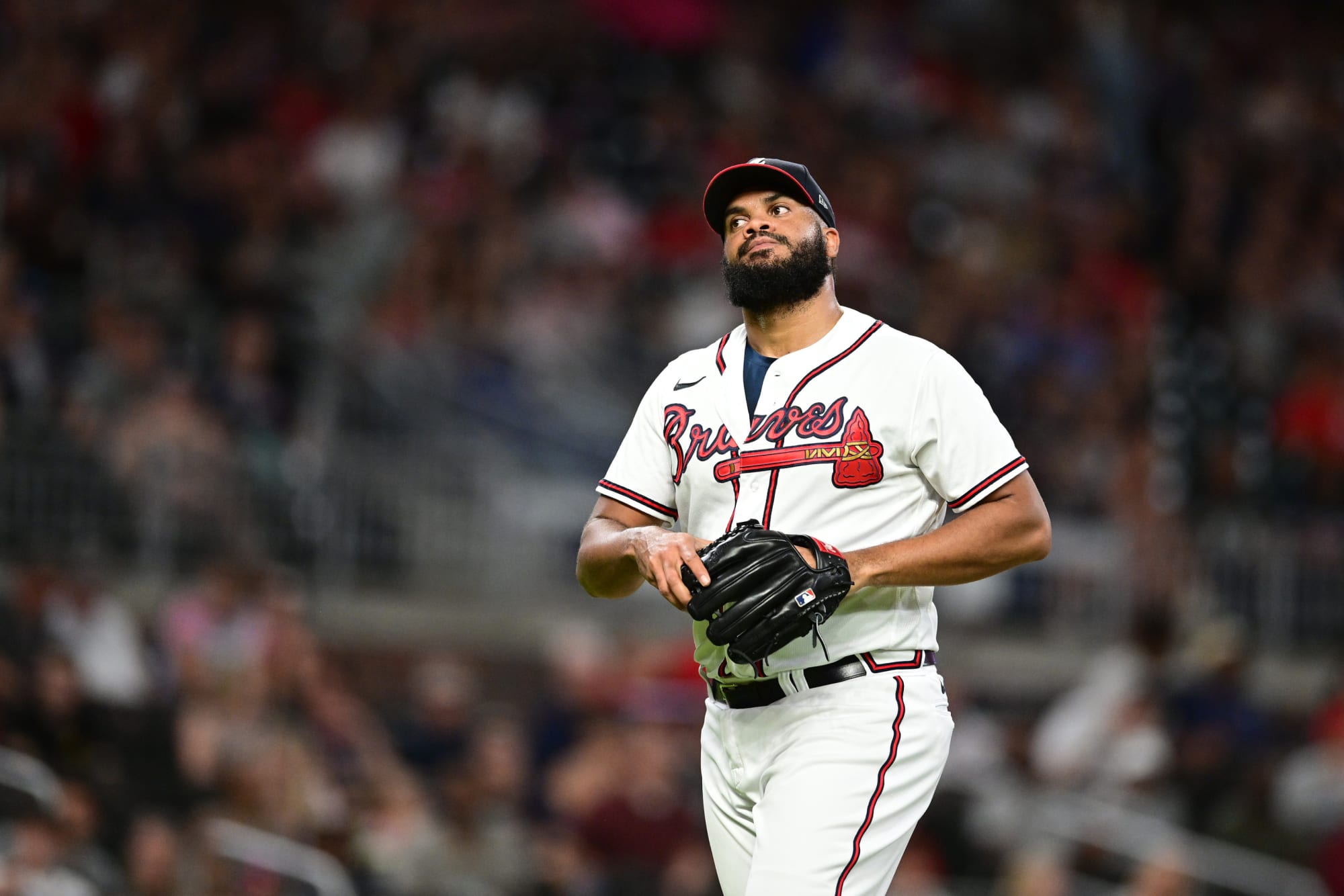 Photo of Braves closer explains why he can’t stop blowing saves lately