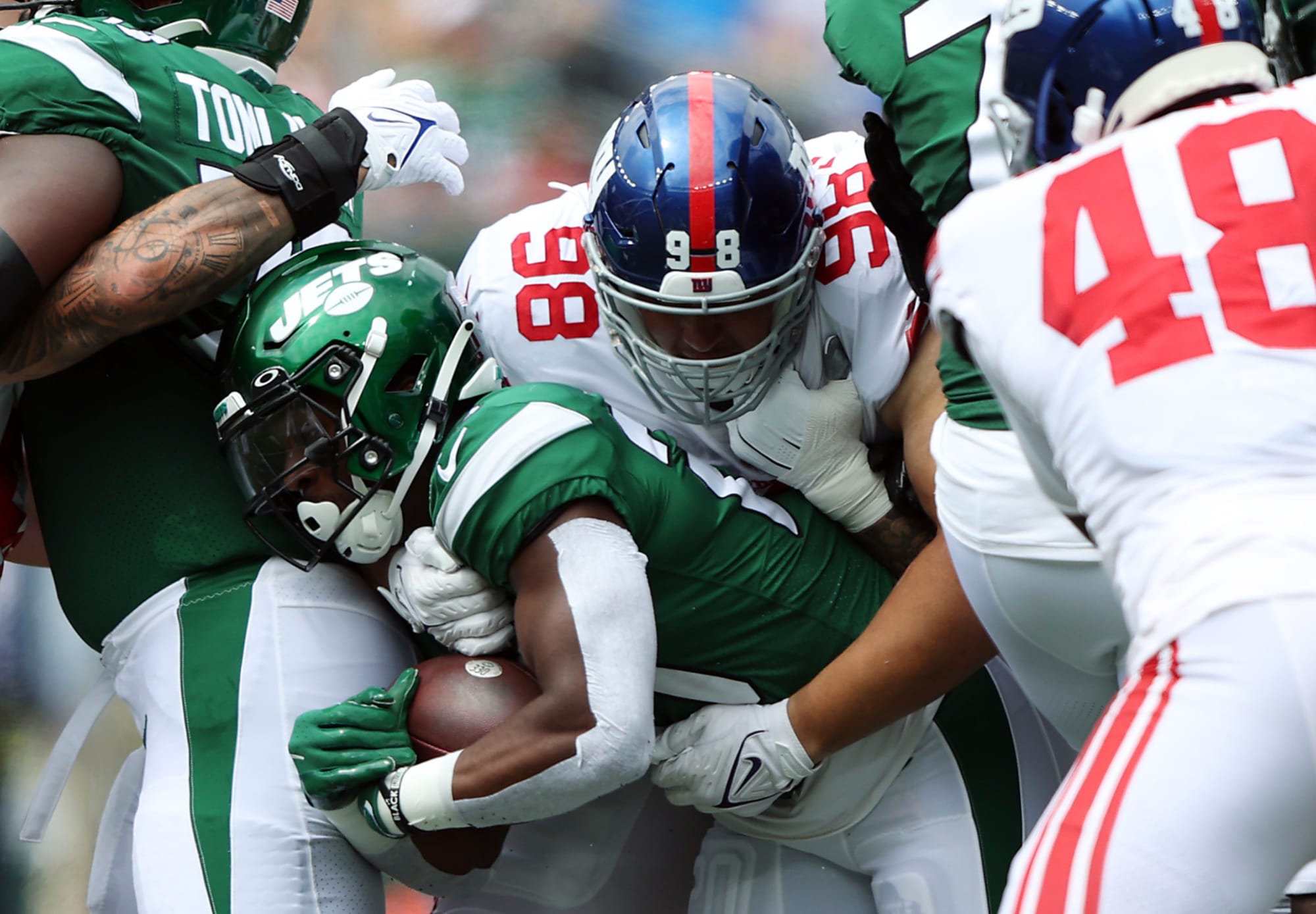 The Jets and Giants are bringing football back to New York