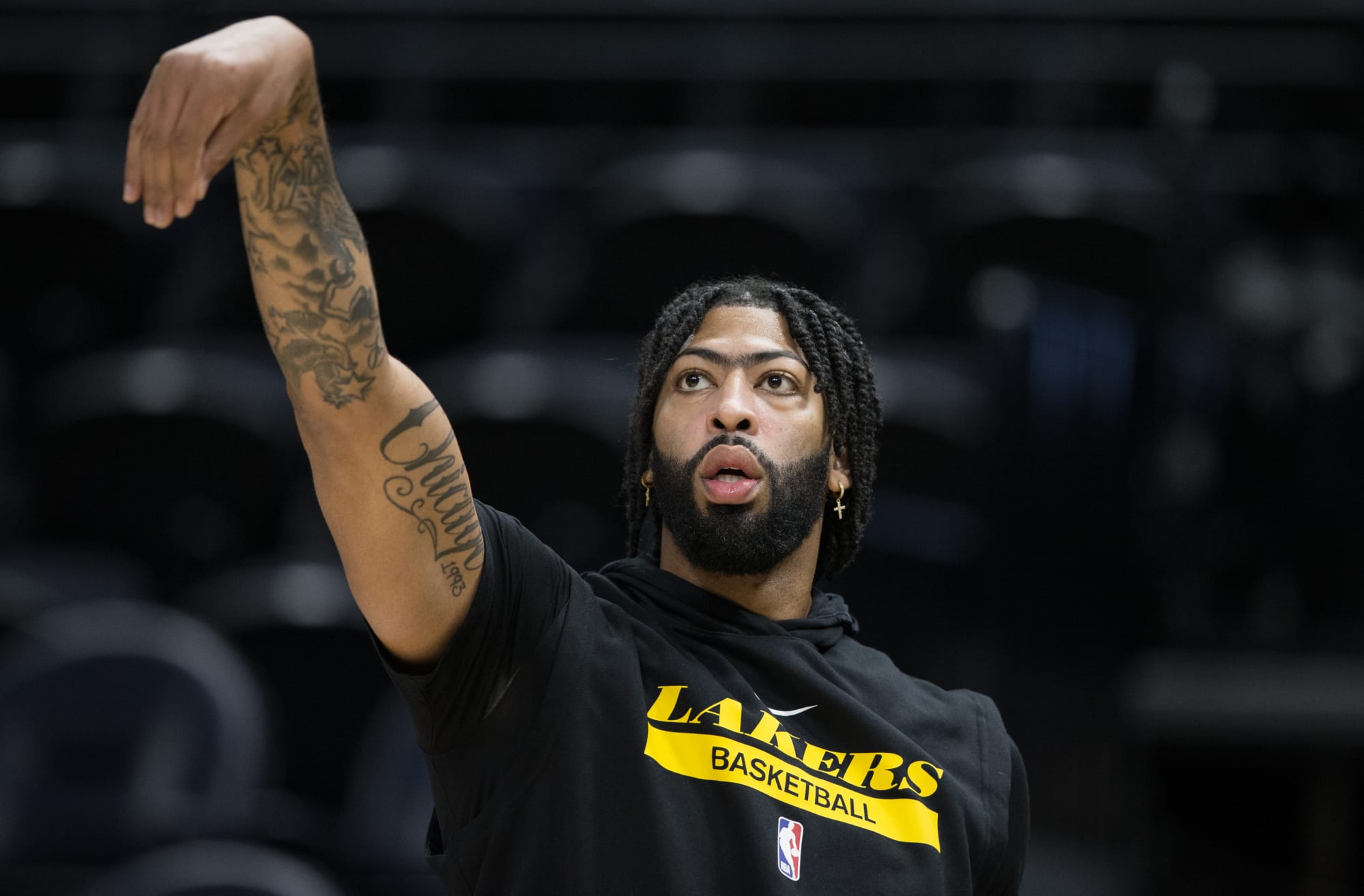 Photo of Lakers had simple free agency option to ease Anthony Davis frustration