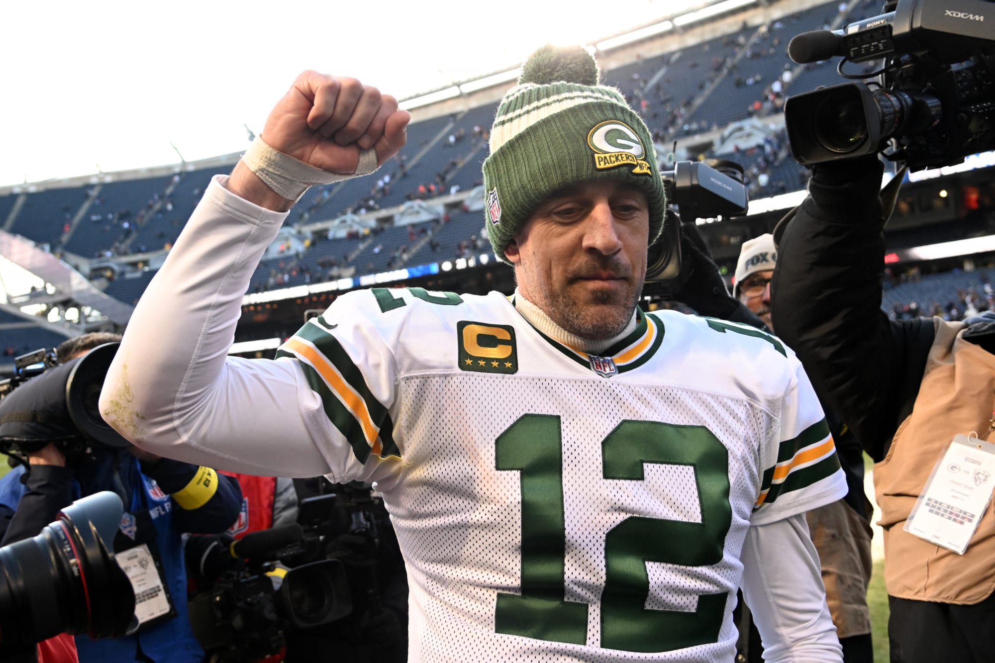 Photo of NFL rumors: Jets executives going to insane lengths to court Aaron Rodgers