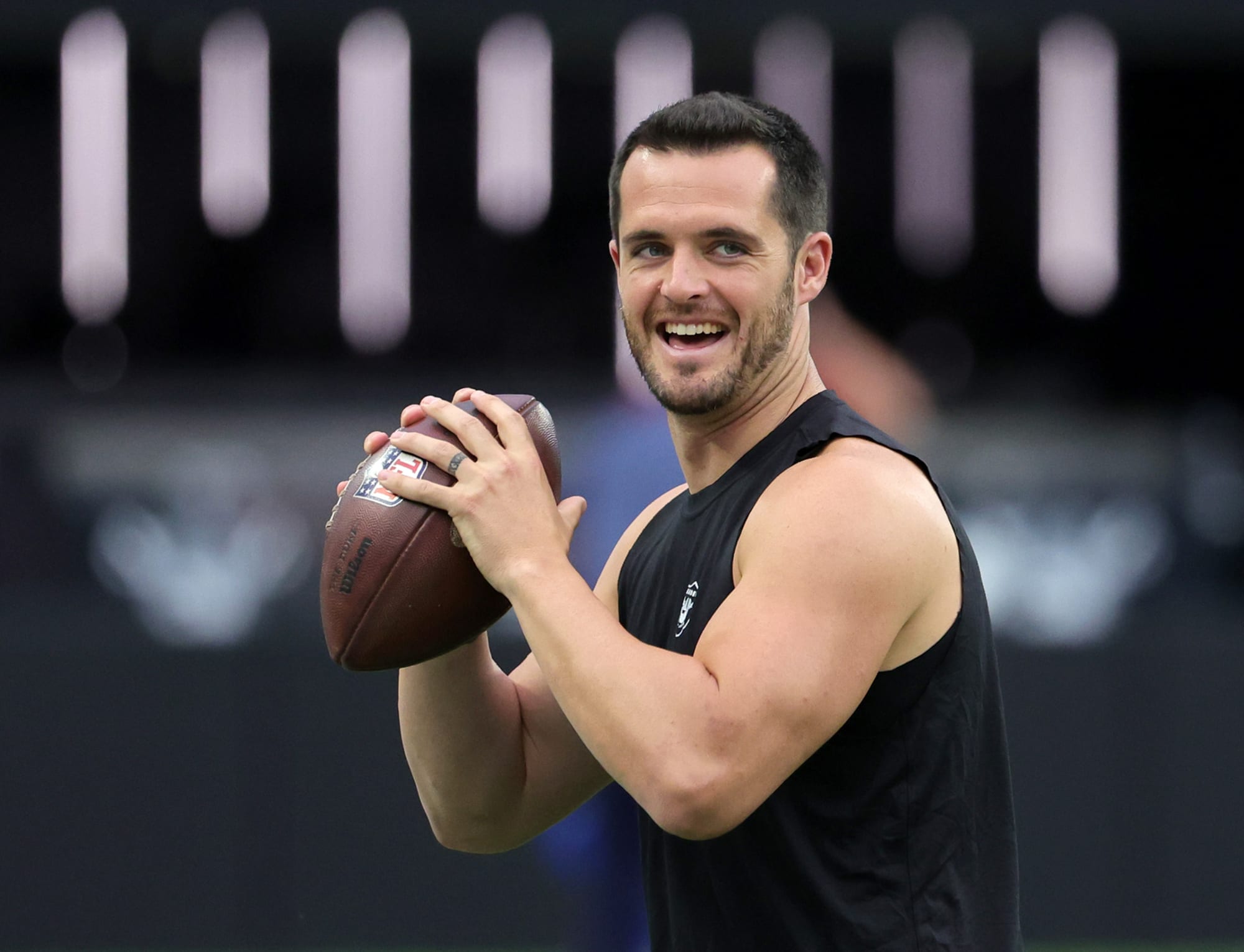 Photo of NFL rumors: Saints working to extend key playmaker for Derek Carr