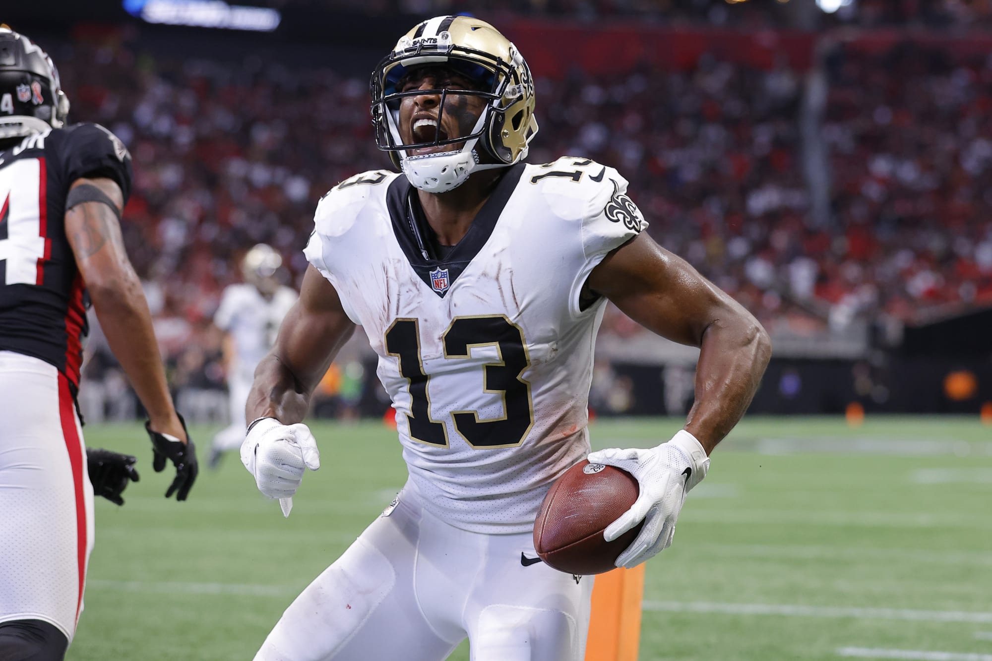 Photo of Is Michael Thomas’ reaction to Derek Carr move a subtle dig at Jameis Winston?