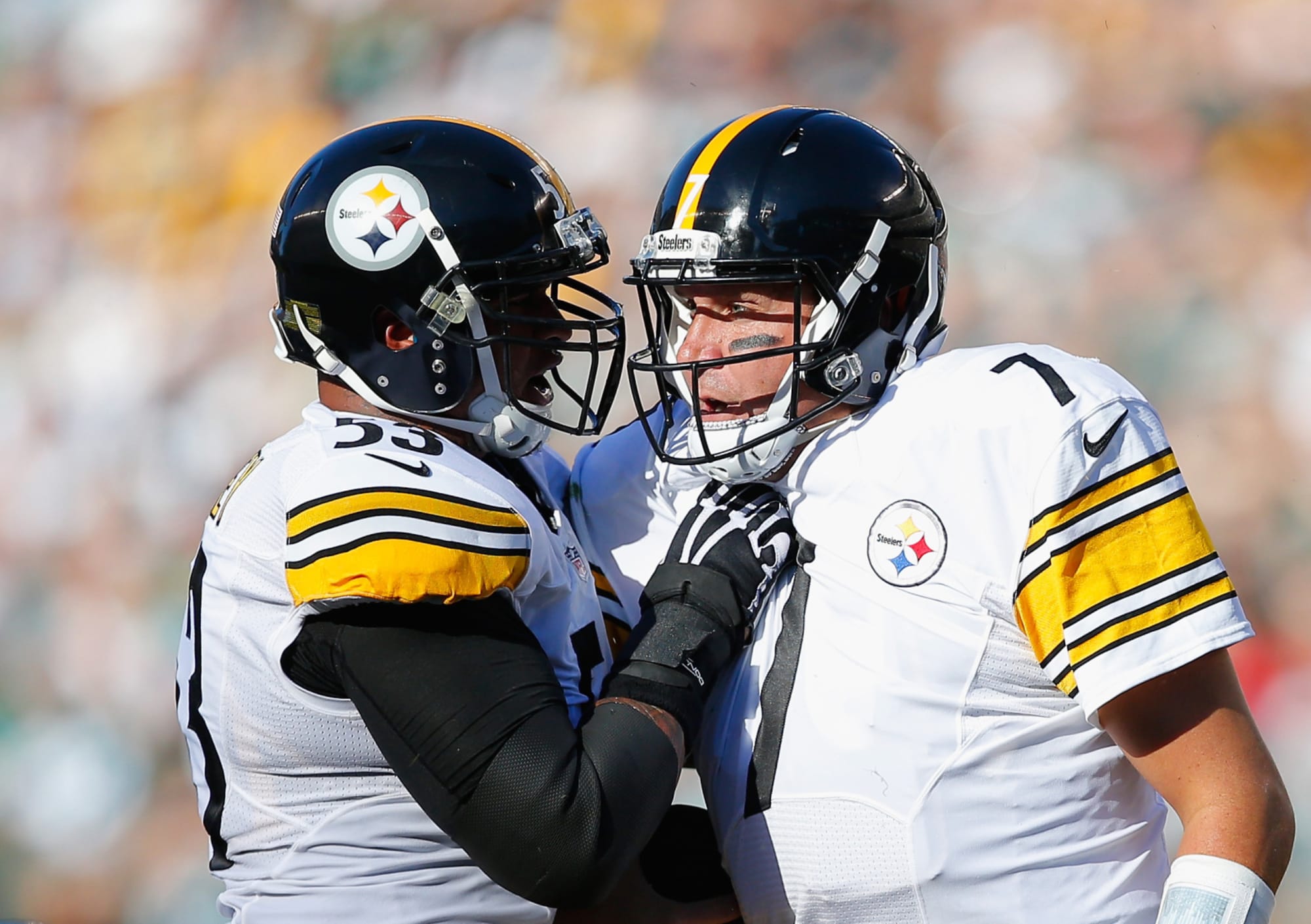 Photo of Ben Roethlisberger molding nephew of former Steelers teammate into a QB prospect