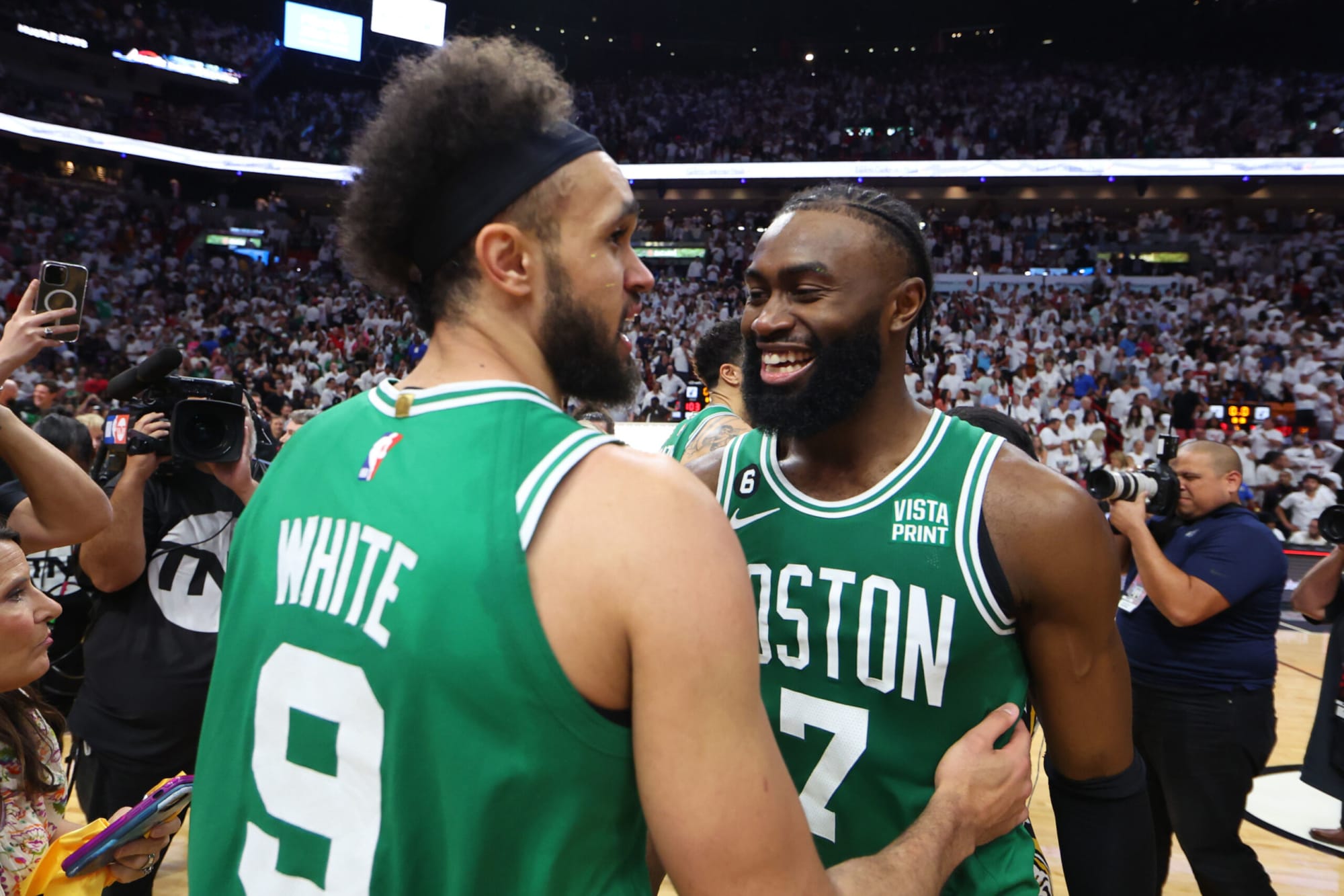 Photo of Listen to radio call of Celtics’ Game 6 buzzer-beater