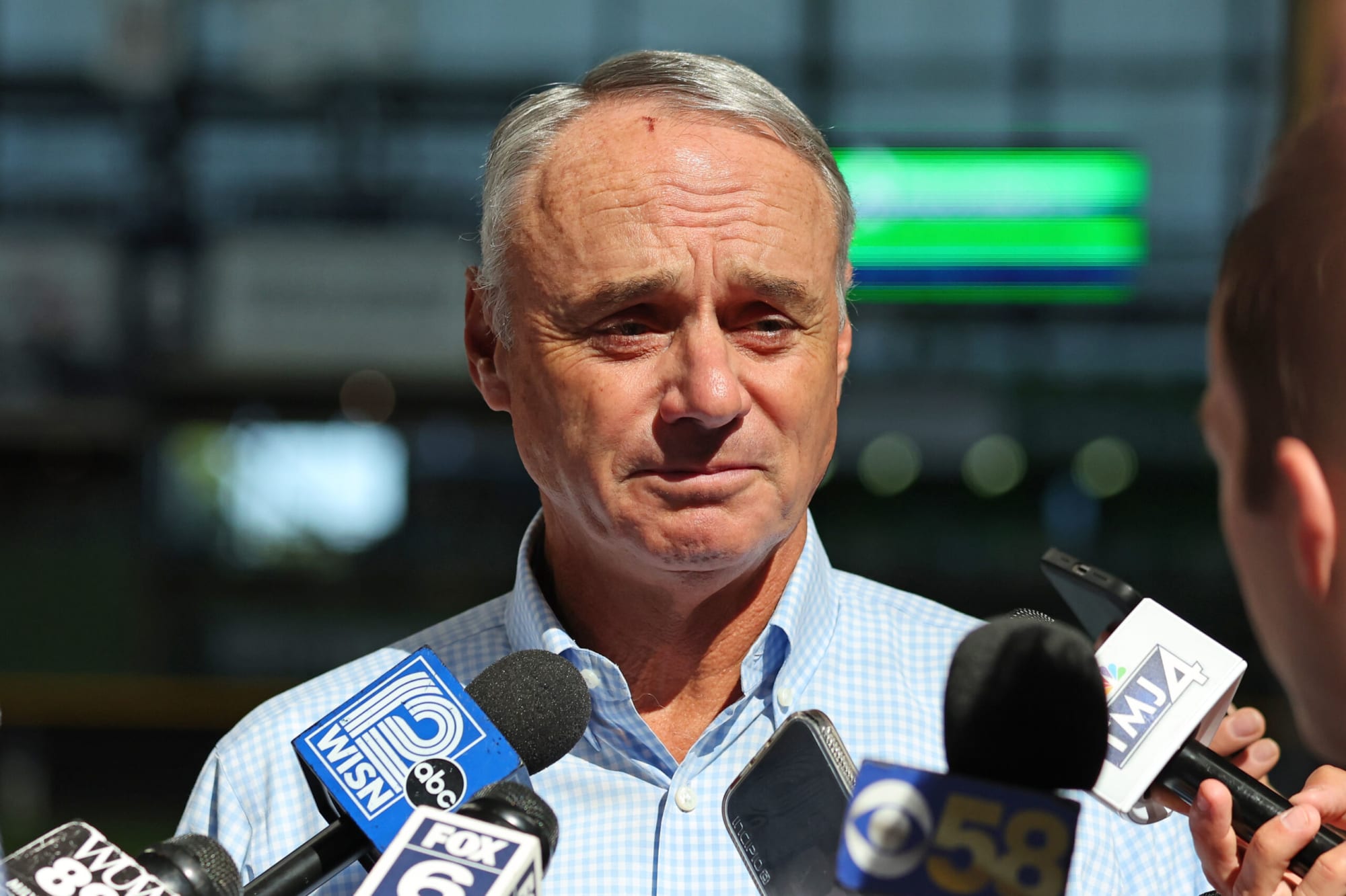 Photo of Rob Manfred casts doubt on yet another team’s future amid A’s move to Vegas