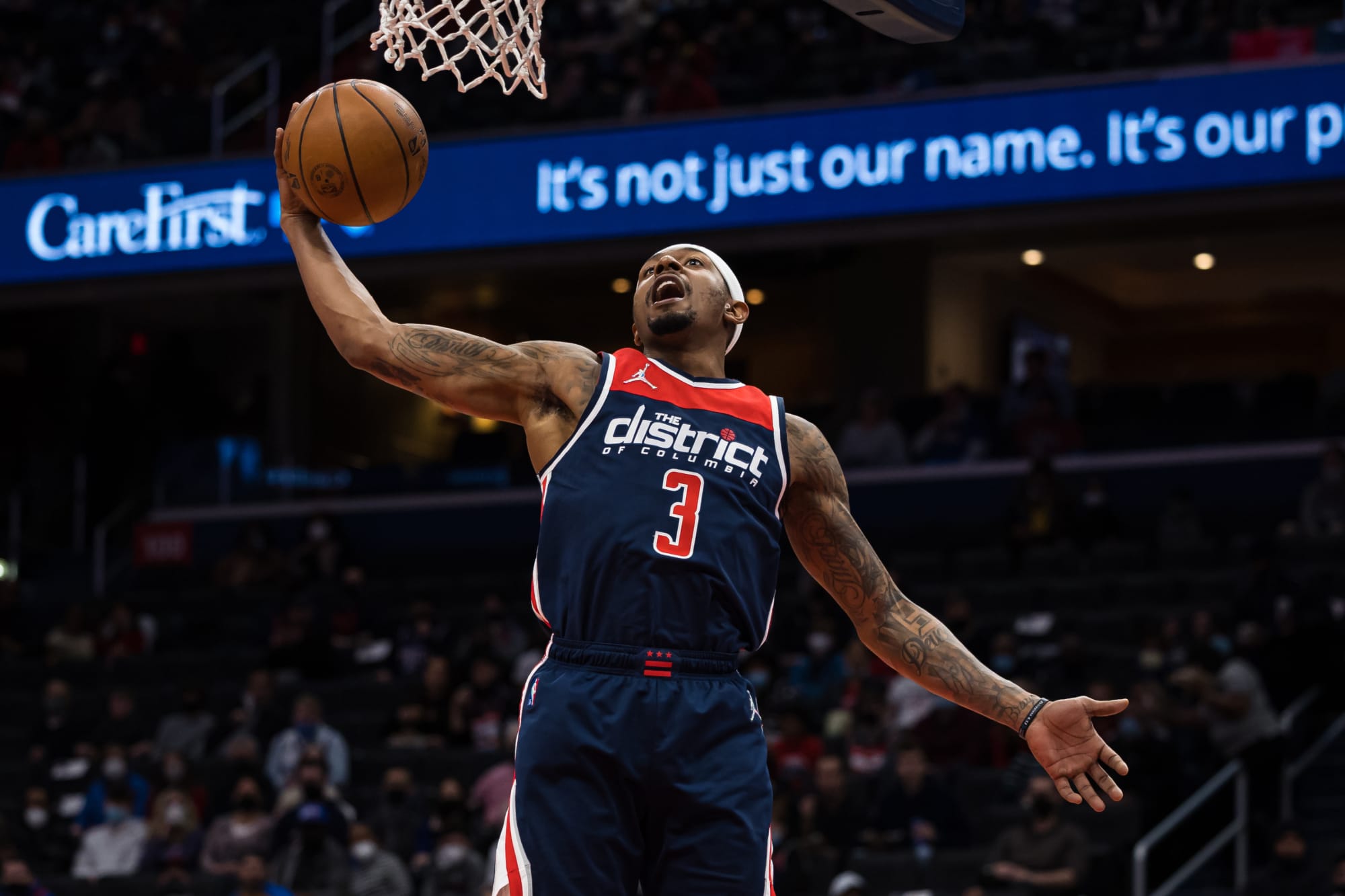 Photo of Bradley Beal re-signed with Wizards because no winning teams wanted him