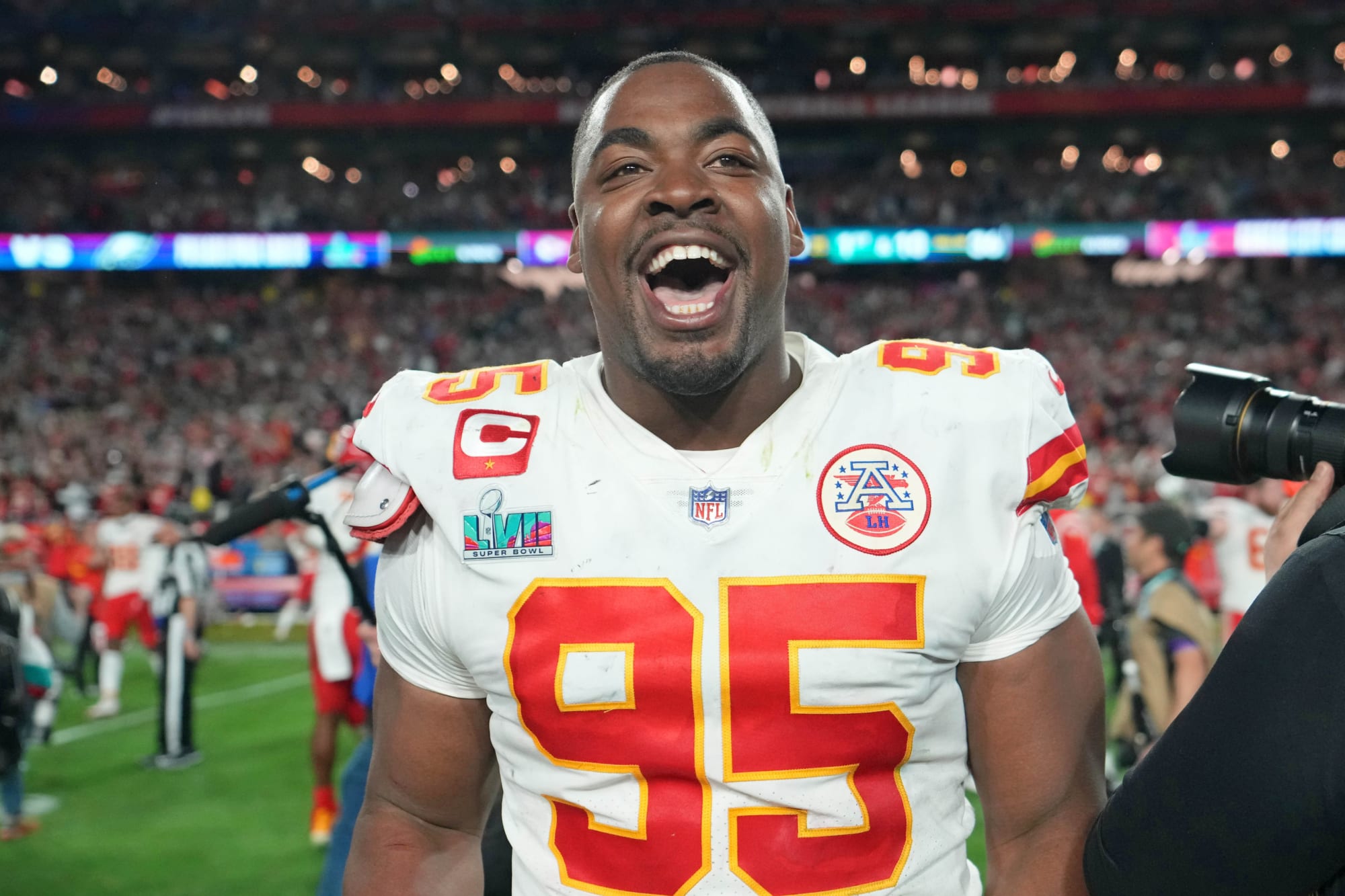 Chris Jones comment about looming extension will pump up Chiefs fans