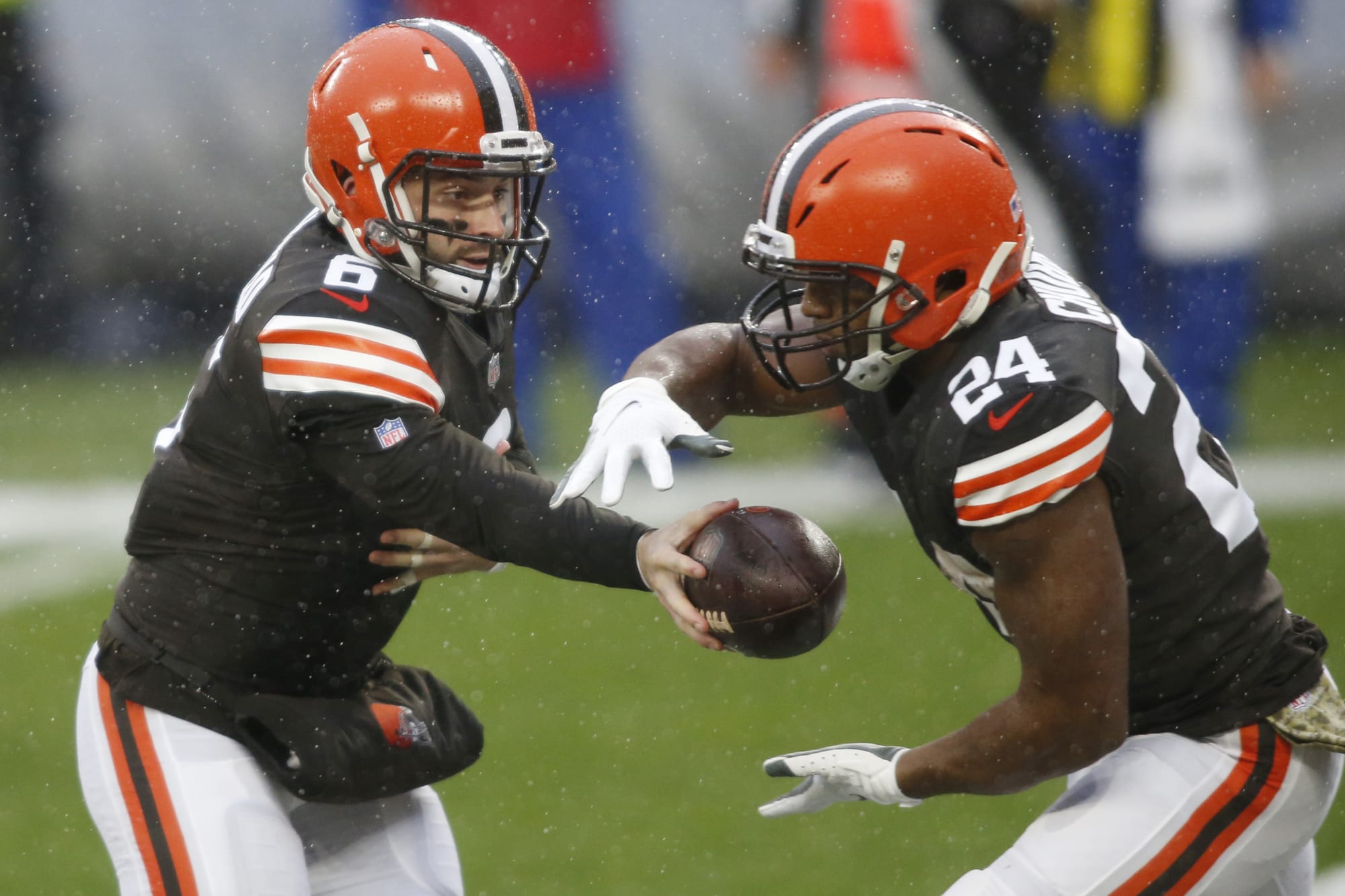 Nick Chubb hypes up Baker Mayfield with Browns departure looming