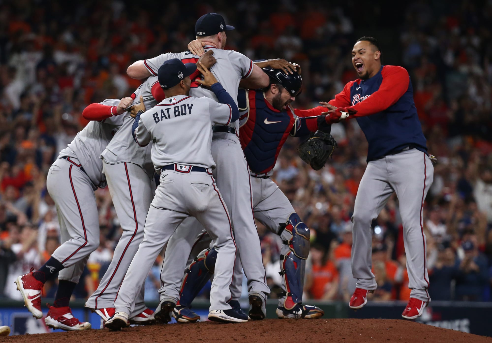 Joe Buck's call of final out in Braves World Series win will give all
