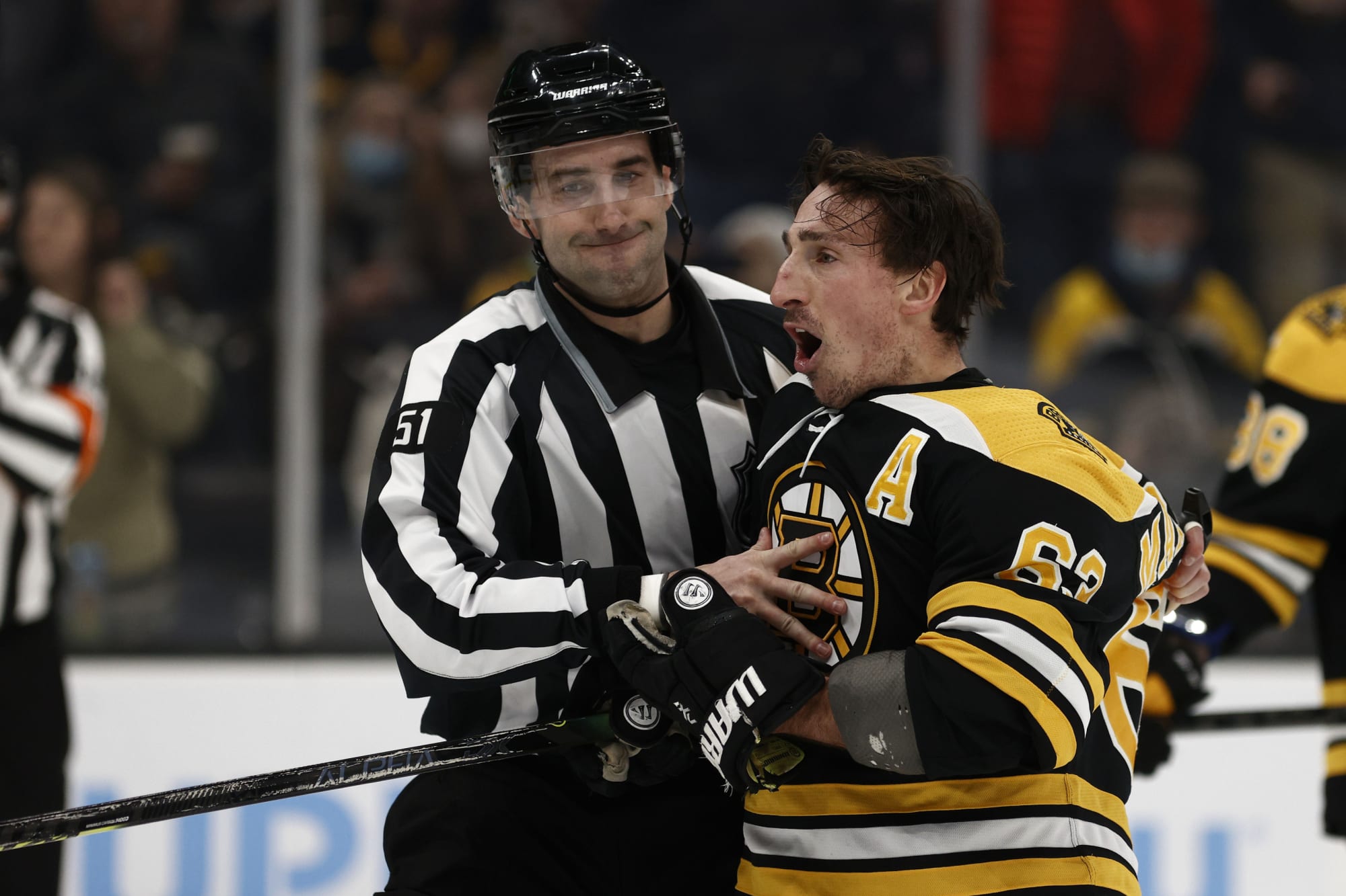 Photo of Watch: Brad Marchand punches Penguins goalie in ultimate cheap shot