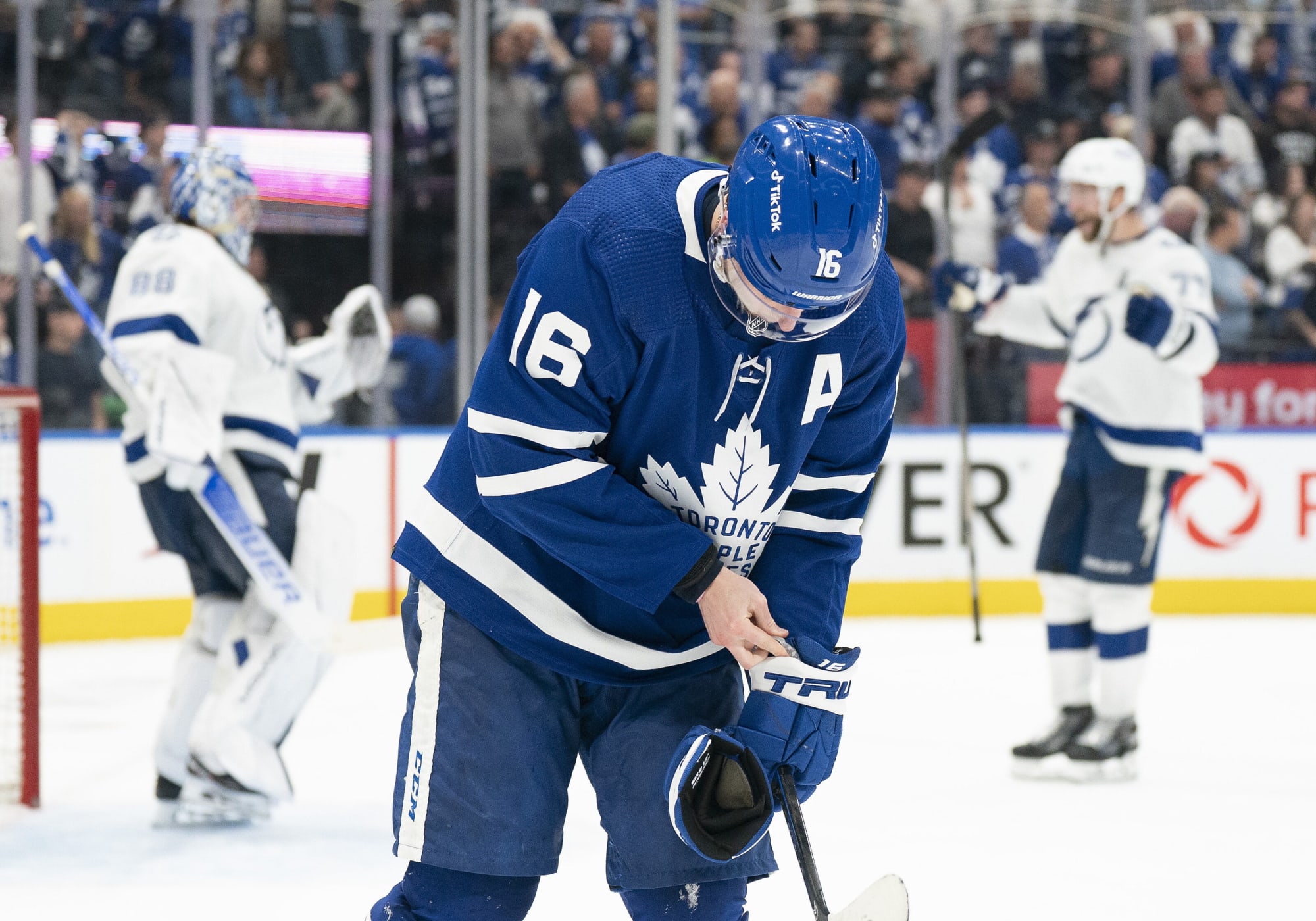 Photo of Maple Leafs fans cry through pain of another heartbreaking Game 7 loss