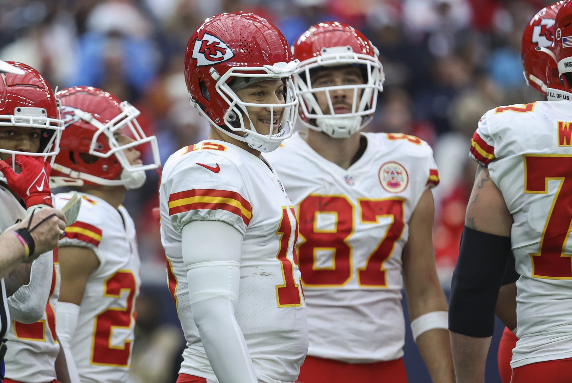 Who do the Chiefs play in the NFL Playoffs?