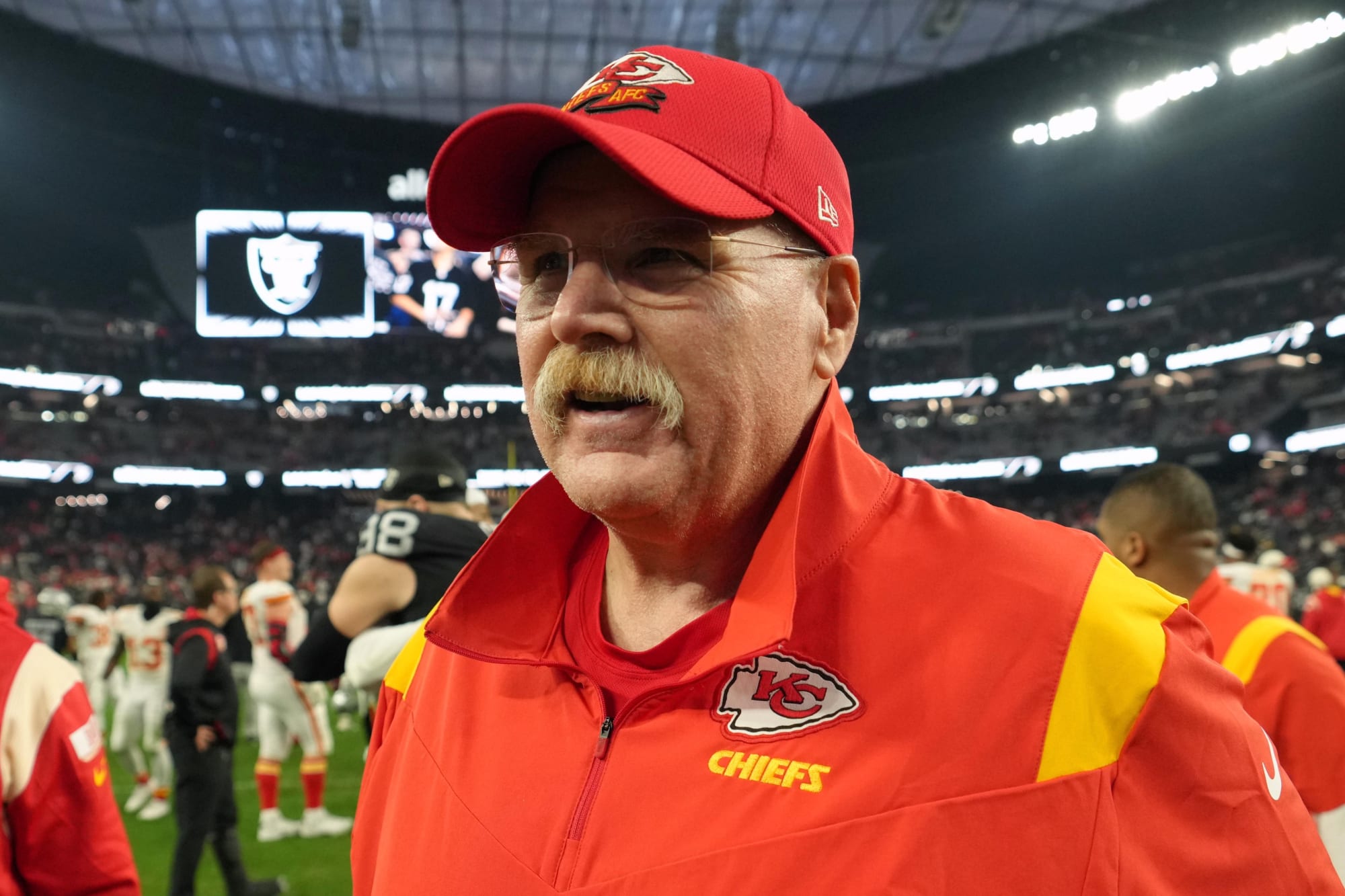 Photo of NFL rumors: Chiefs poach linebacker from division rivals