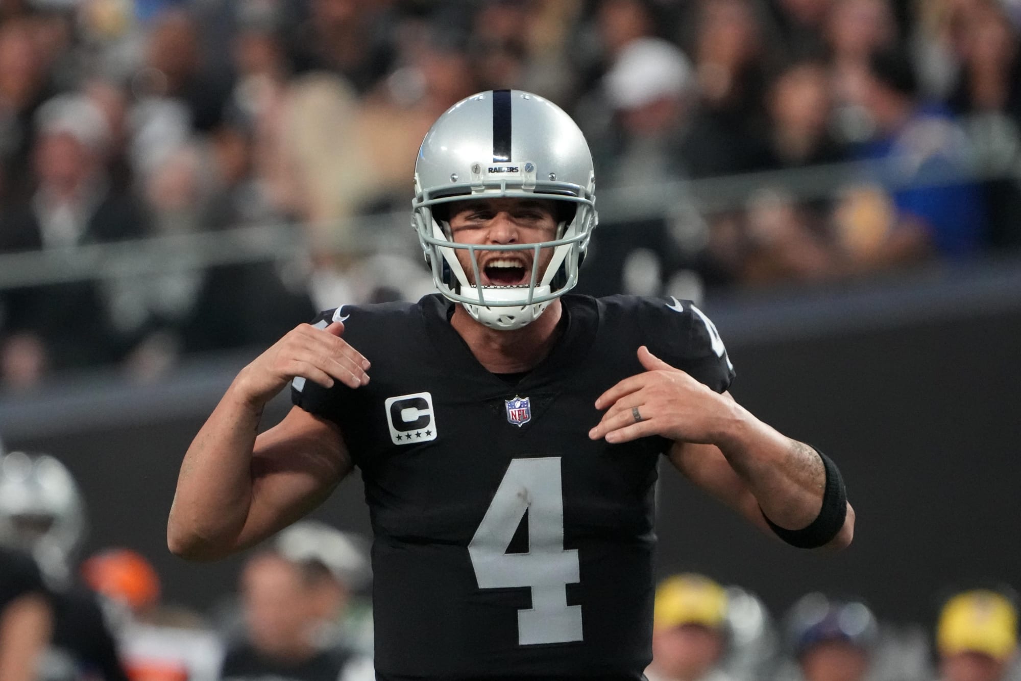 Photo of Saints’ Super Bowl and NFC South odds following reported Derek Carr signing