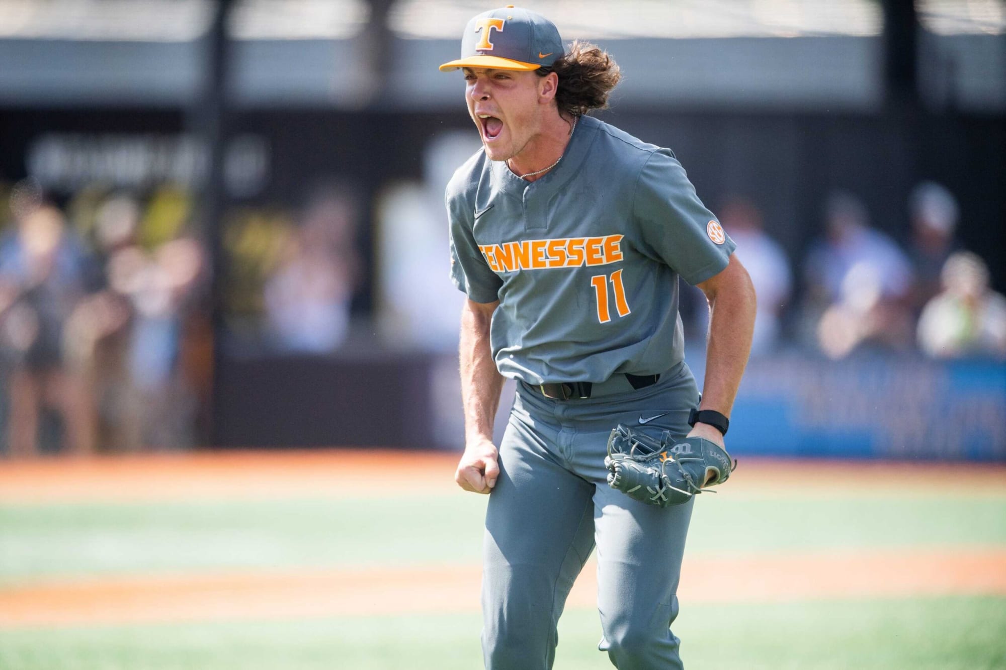 Tennessee vs. LSU prediction and odds for College World Series Flipboard