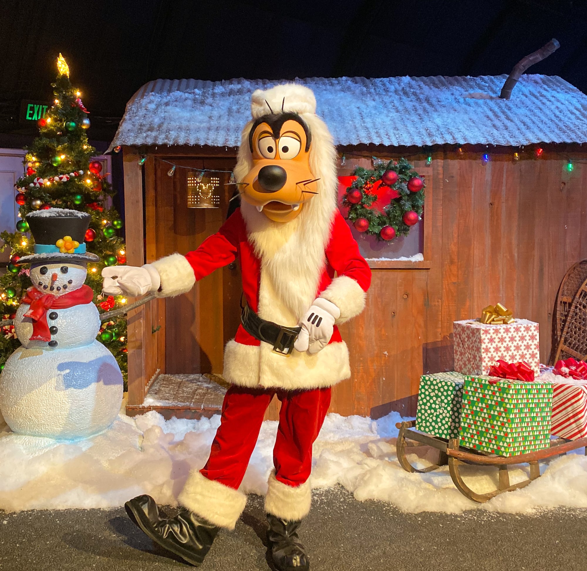 Walt Disney World Holiday treats make the season merry and bright