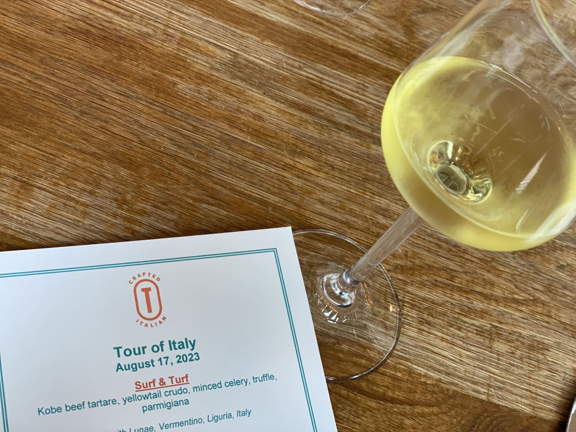 La cena con vino Terralina Crafted Italian Tour of Italy presenta maridajes emocionantes