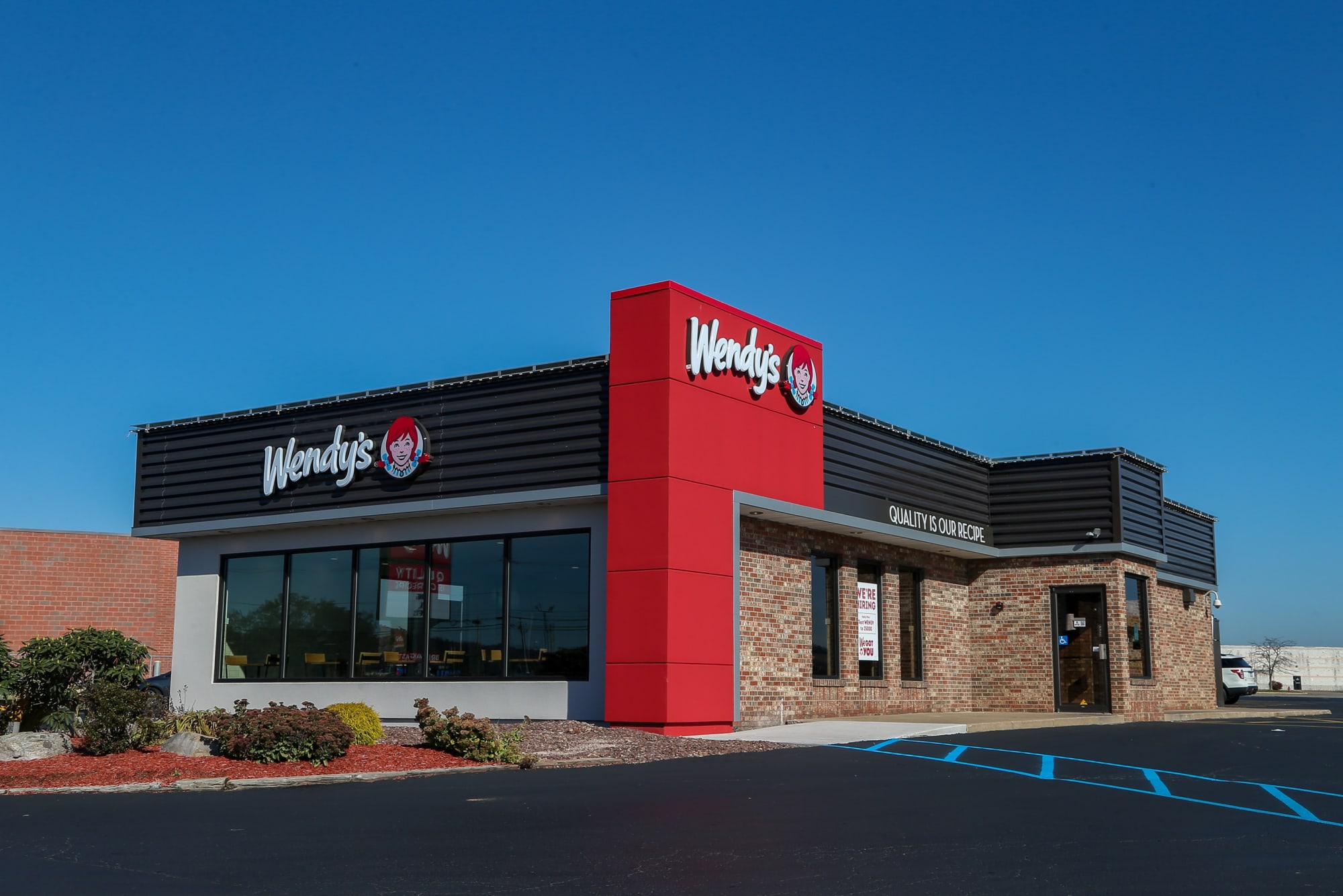 Wendy’s March Madness deals drive home big food savings