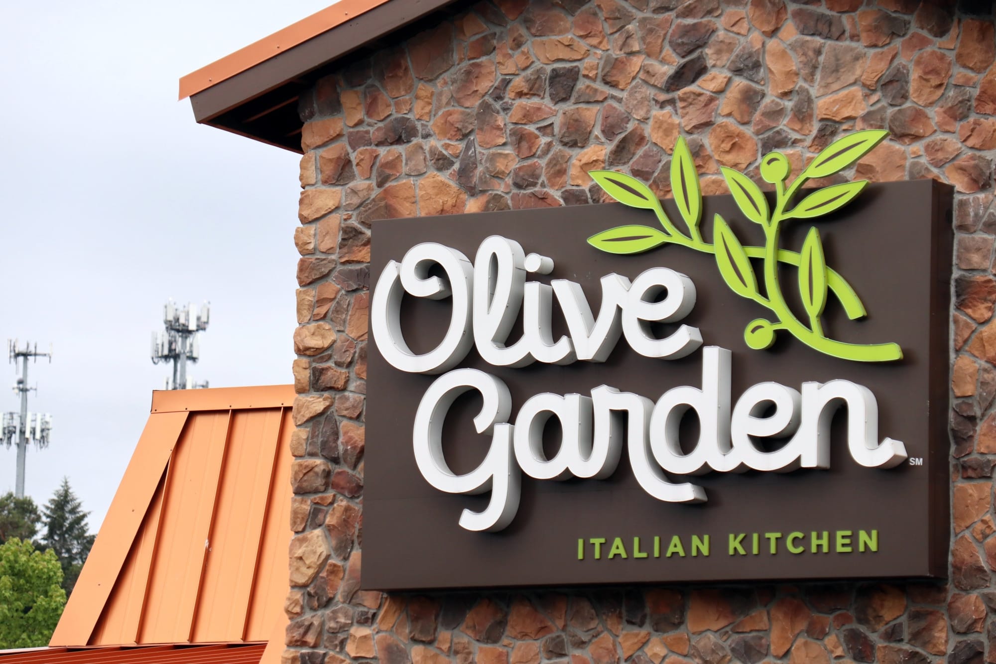 Olive Garden Never Ending Pasta Bowl returns for its 25th anniversary